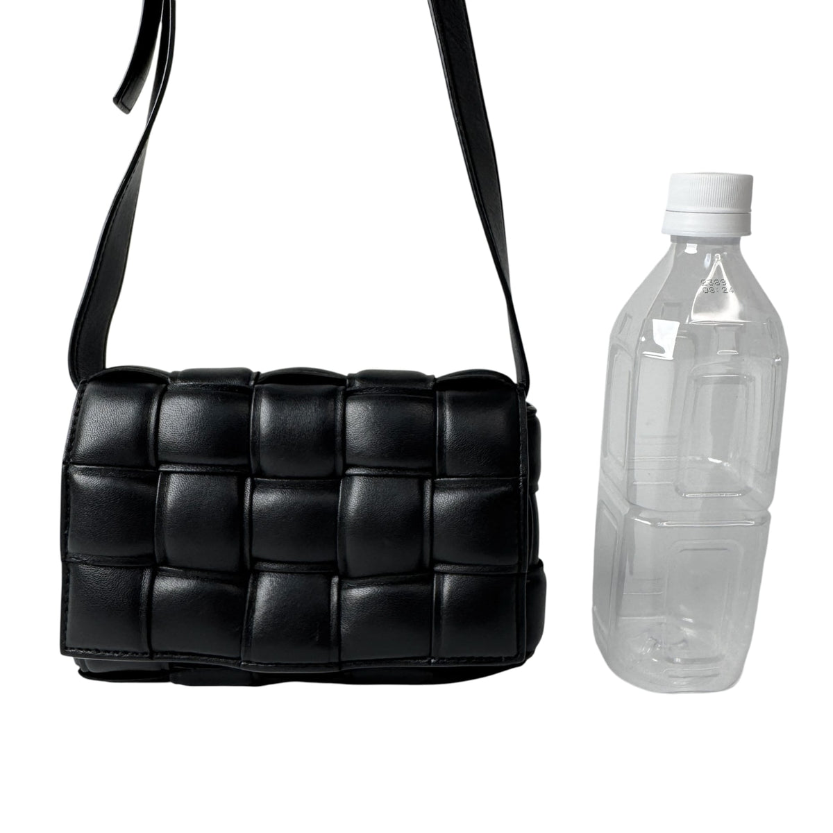 Bottega Veneta Black Leather Shoulder Bag (Pre-Owned)