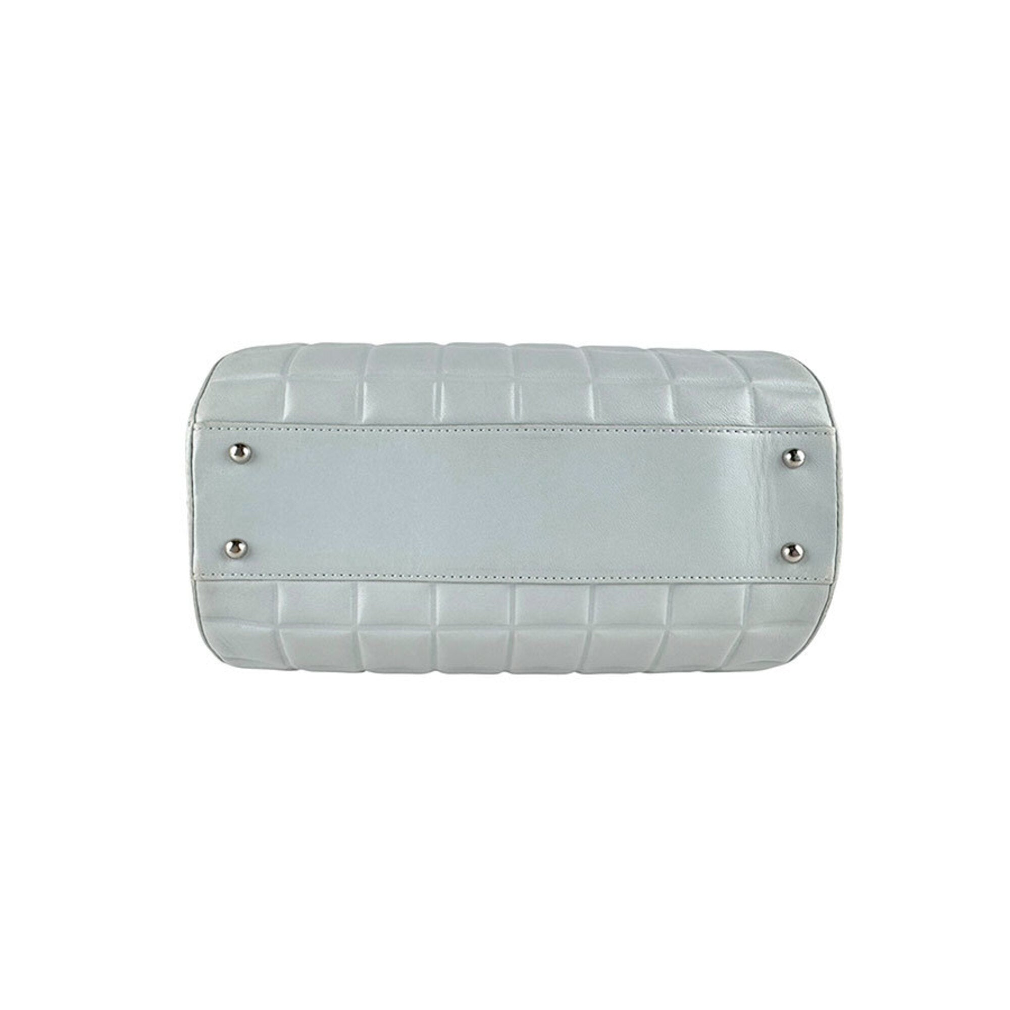 Chanel Light Blue Leather Shoulder Bag (Pre-Owned)