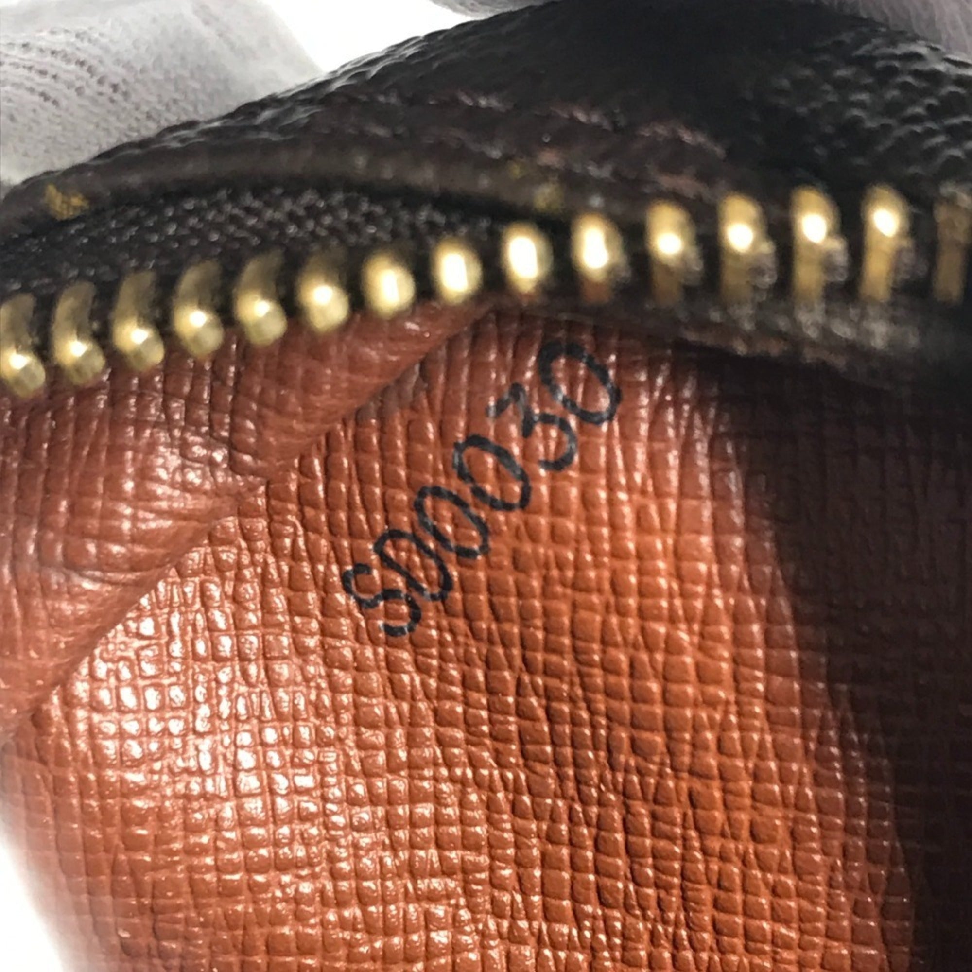 Louis Vuitton Brown Monogram Canvas Pochette Shoulder Bag (Pre-Owned)