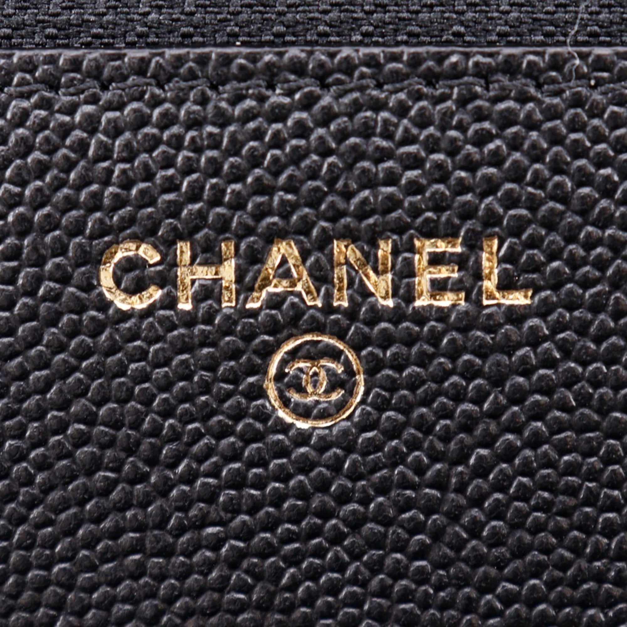Chanel Black Grained Calfskin Shoulder Bag (Pre-Owned)