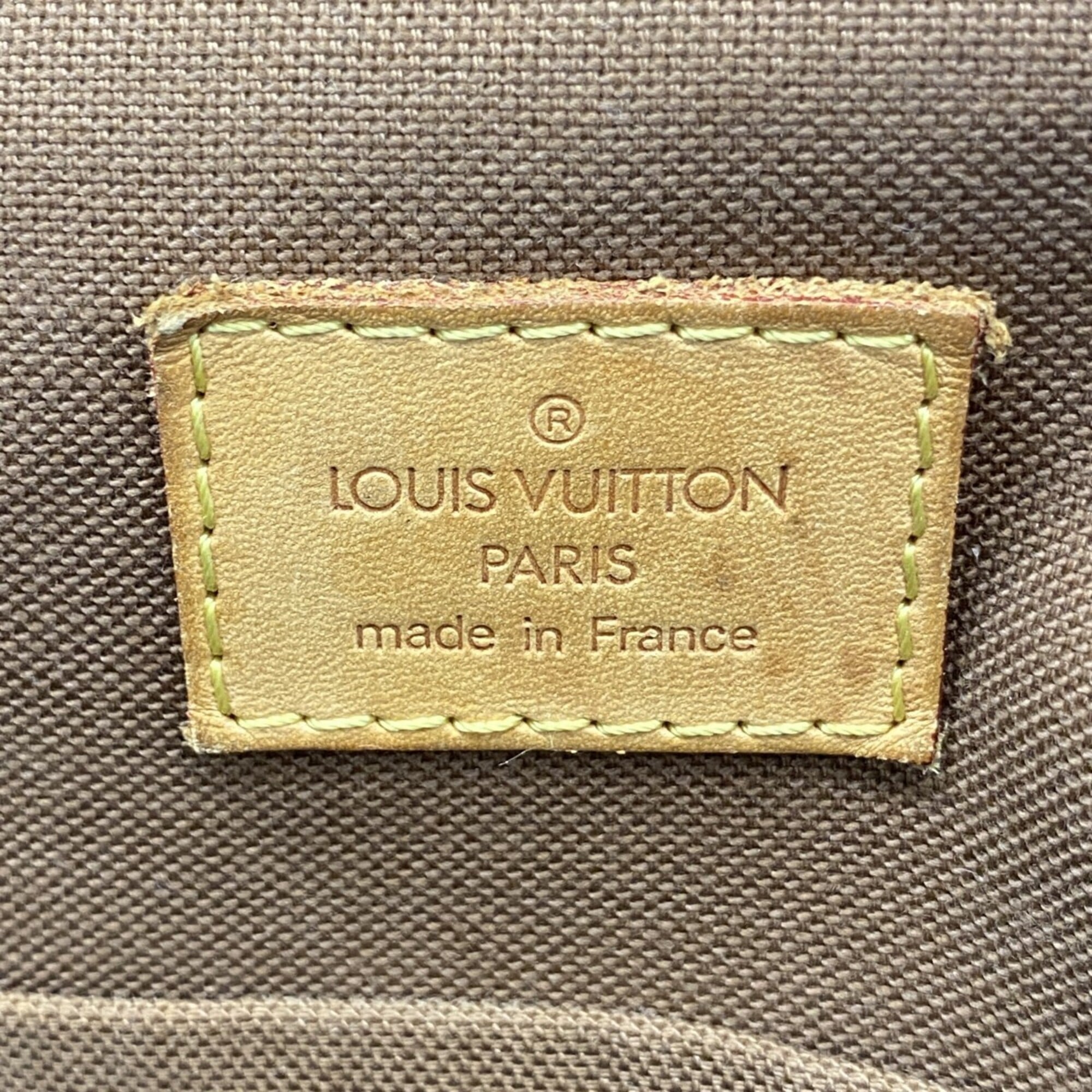 Louis Vuitton Brown Shoulder Bag (Pre-Owned)