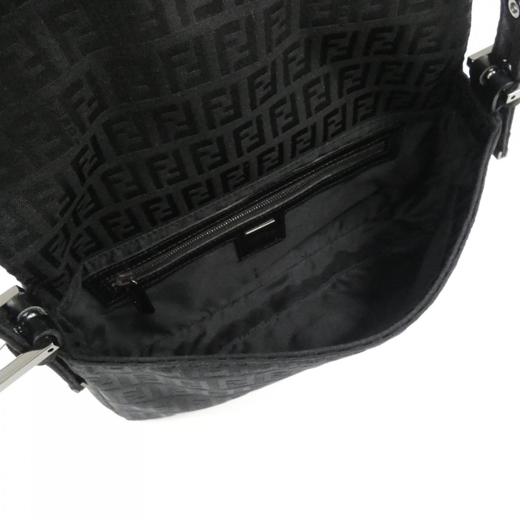 Fendi Baguette Black Canvas Shoulder Bag (Pre-Owned)