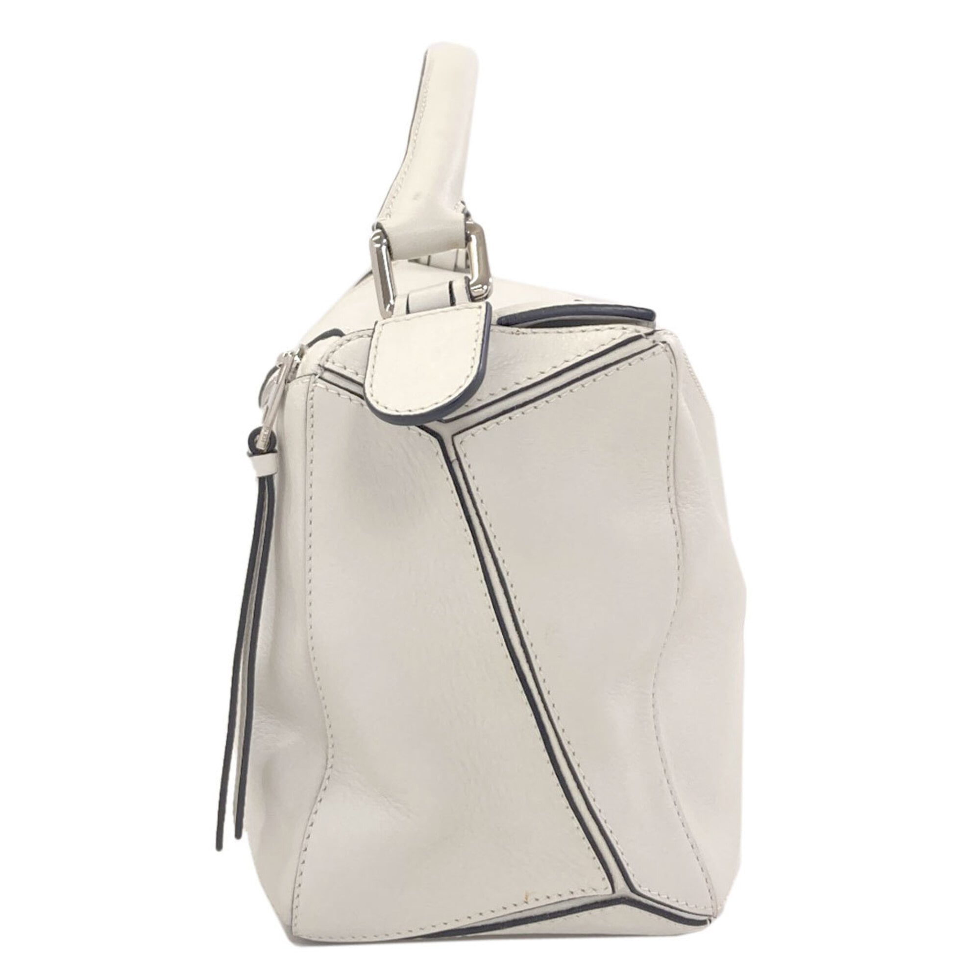 Loewe Puzzle White Leather Handbag (Pre-Owned)