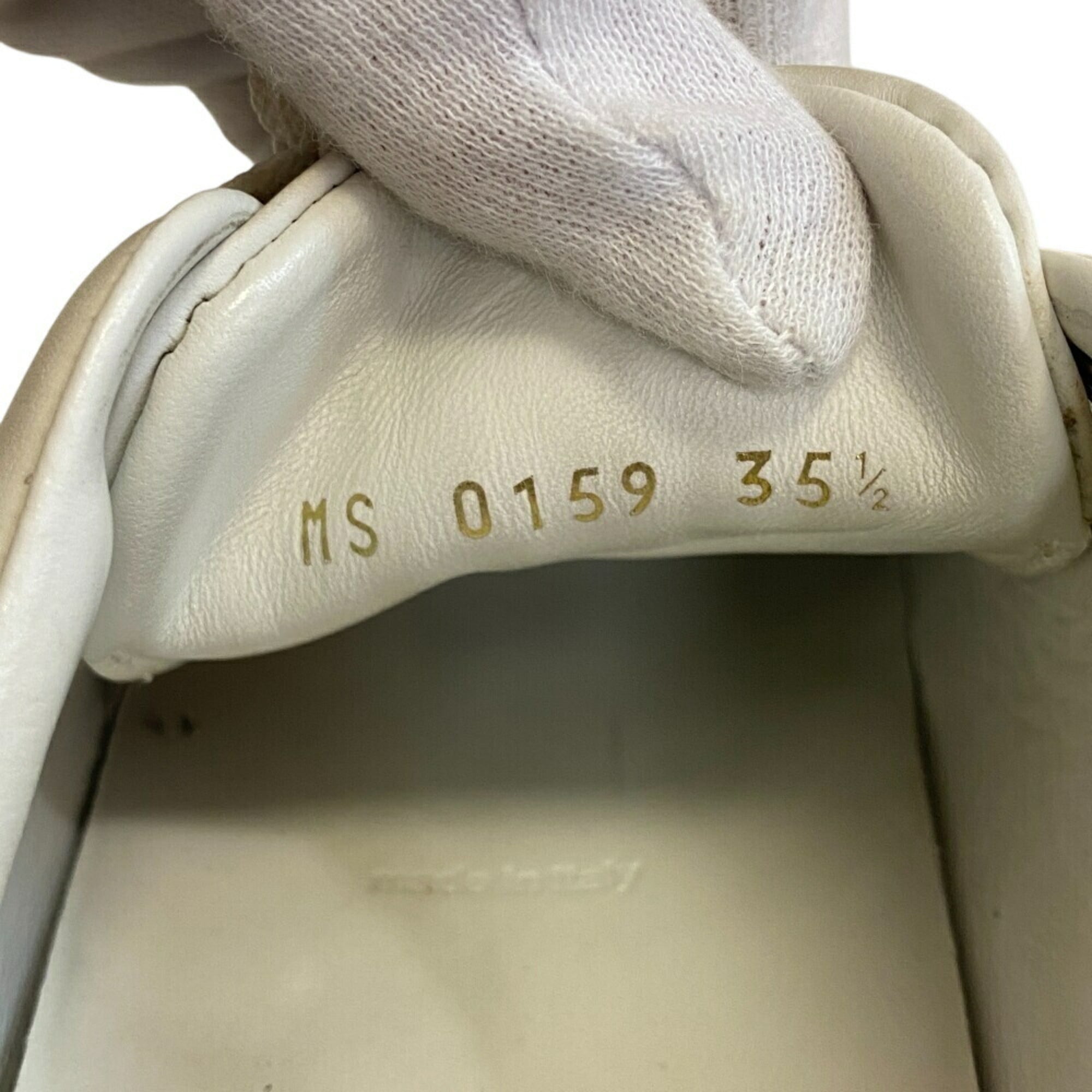 Louis Vuitton White Sneakers (Pre-Owned)