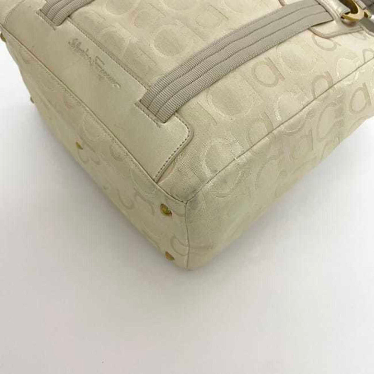 Salvatore Ferragamo Beige Canvas Leather Tote Bag (Pre-Owned)