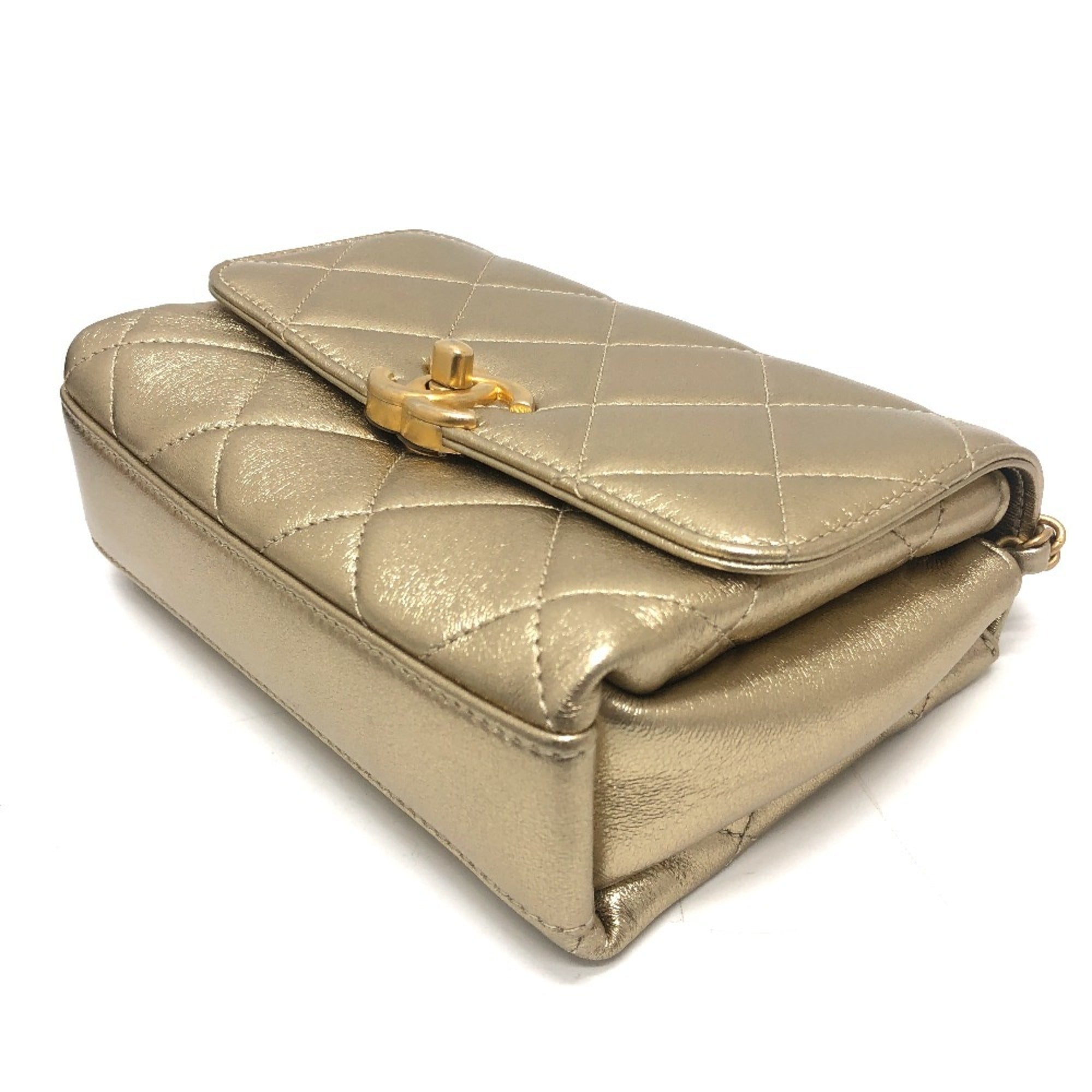 Chanel Matelasse Gold Leather Handbag Shoulder Bag (Pre-Owned)