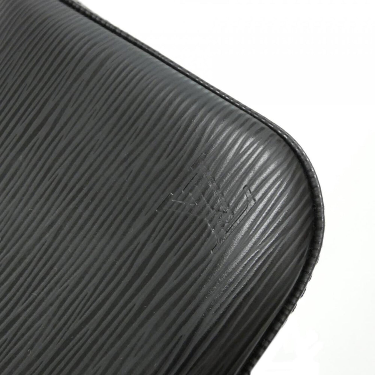 Louis Vuitton Black Leather Pochette Pouch (Pre-Owned)