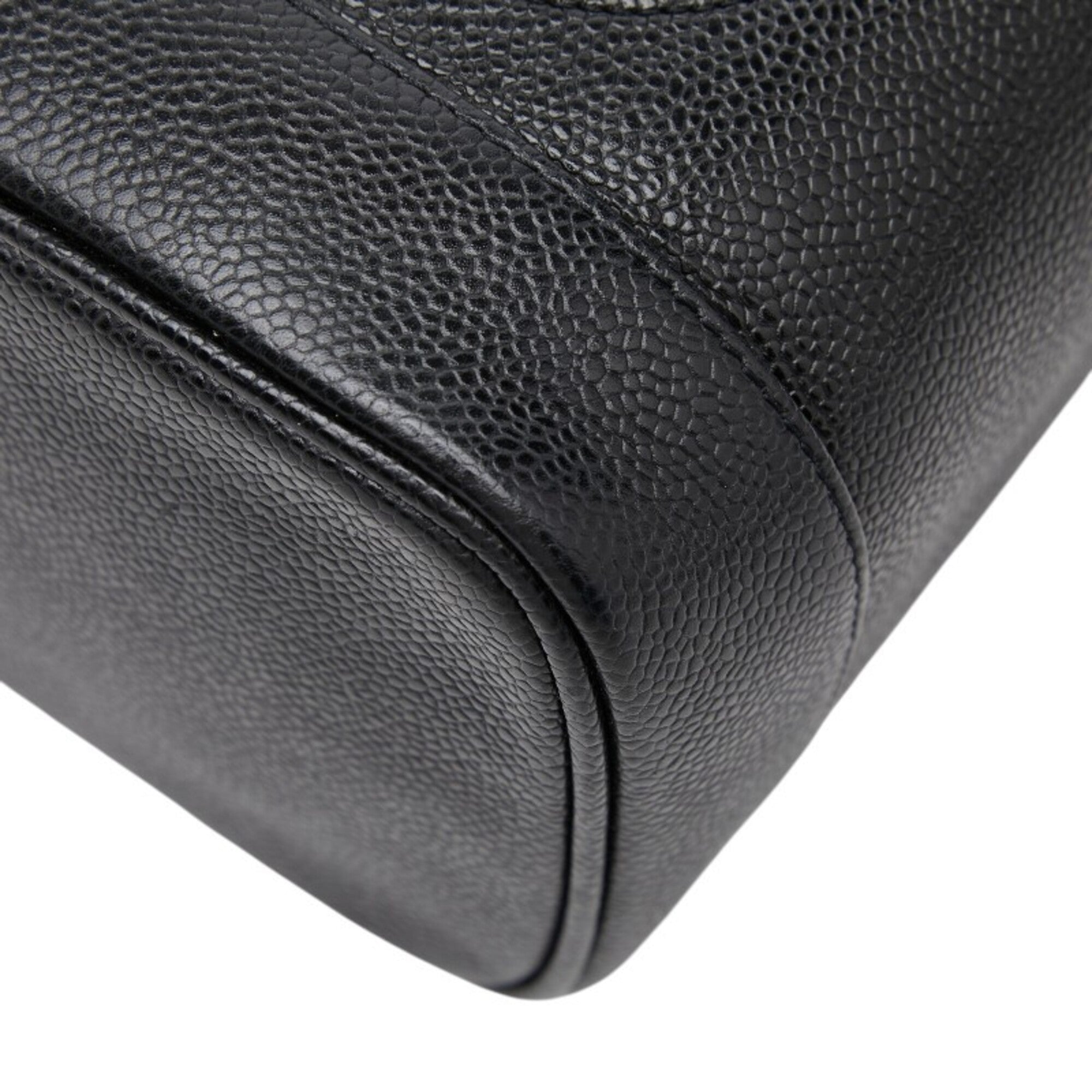 Chanel Black Grained Calfskin Handbag Vanity Bag (Pre-Owned)