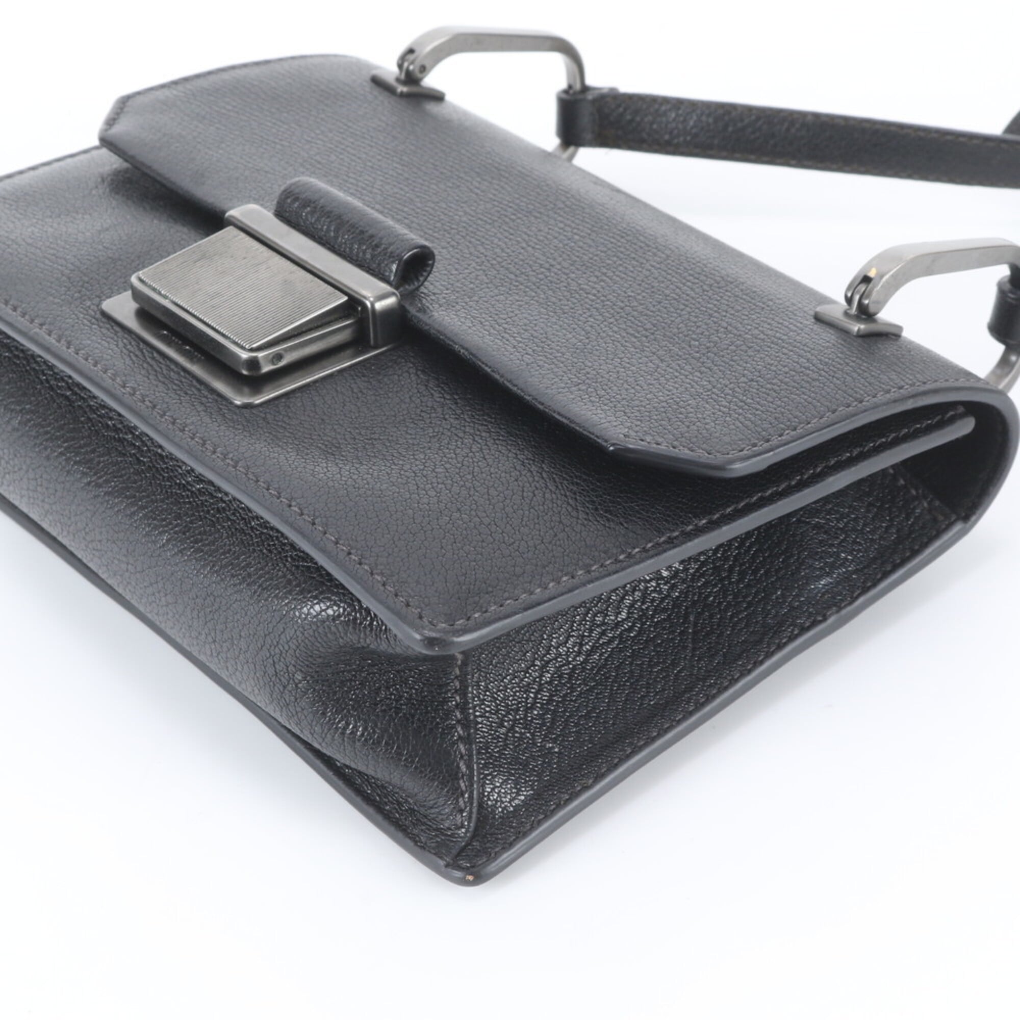 Miu Miu Black Leather Crossbody Bag Handbag Shoulder Bag Tote Bag (Pre-Owned)