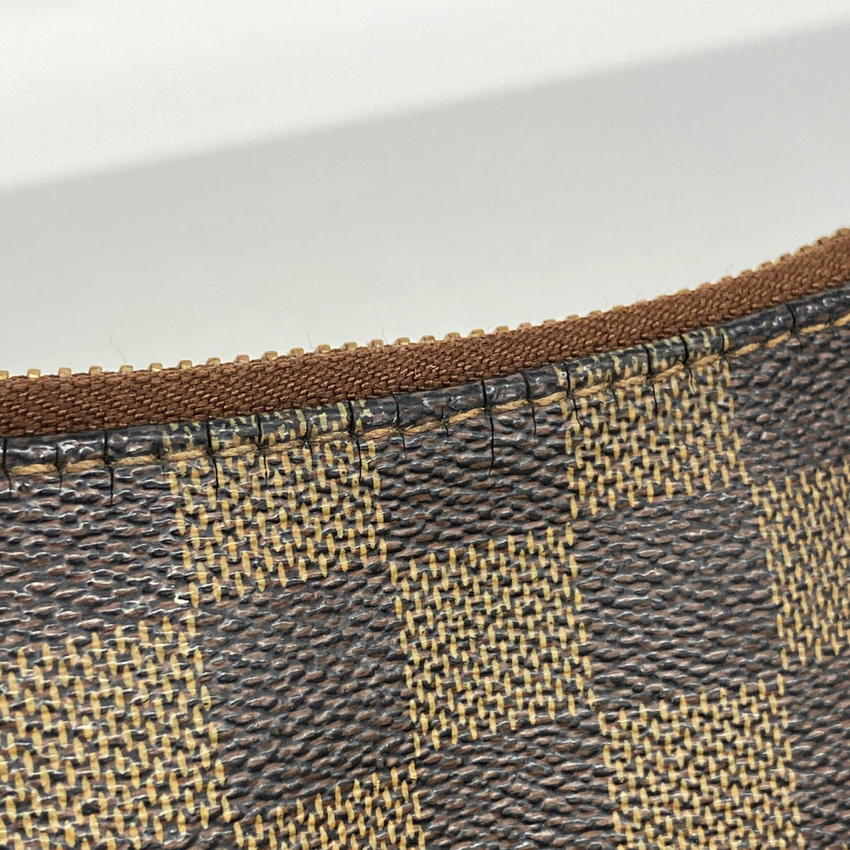 Louis Vuitton Ebene Shoulder Bag (Pre-Owned)