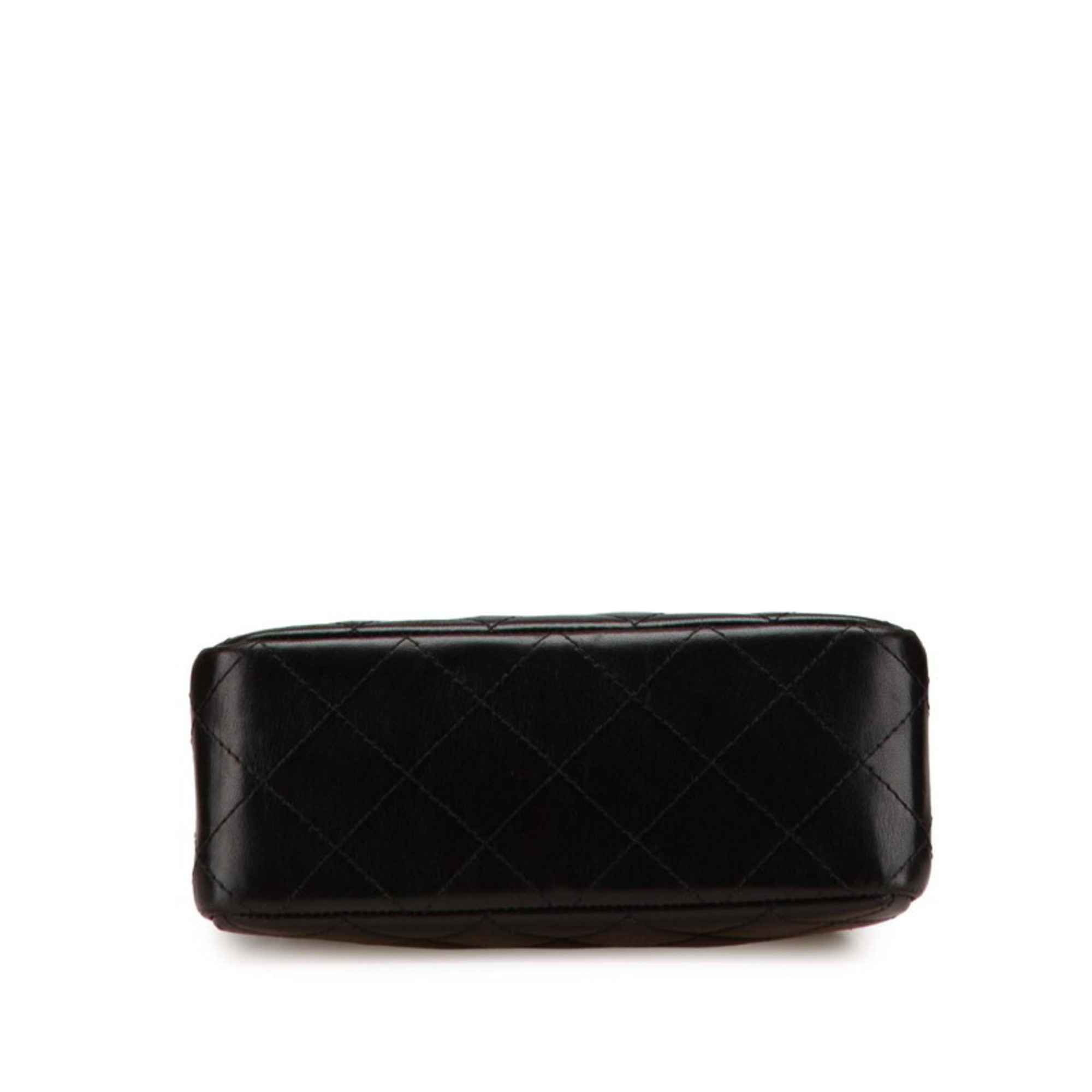 Chanel Black Leather Handbag (Pre-Owned)