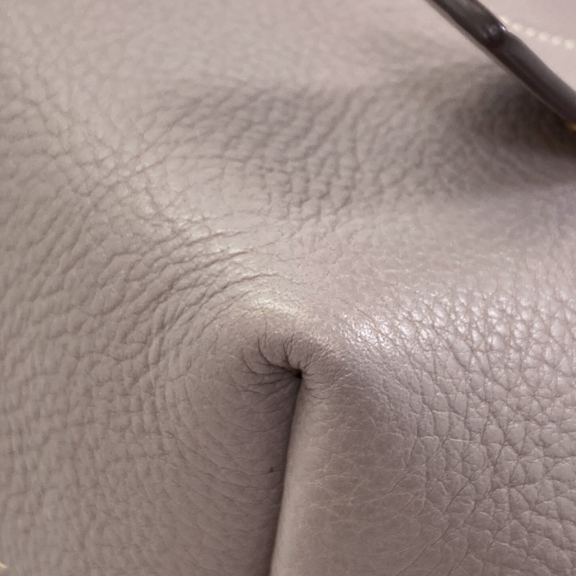 Chloé Gray Leather Tote Bag (Pre-Owned)