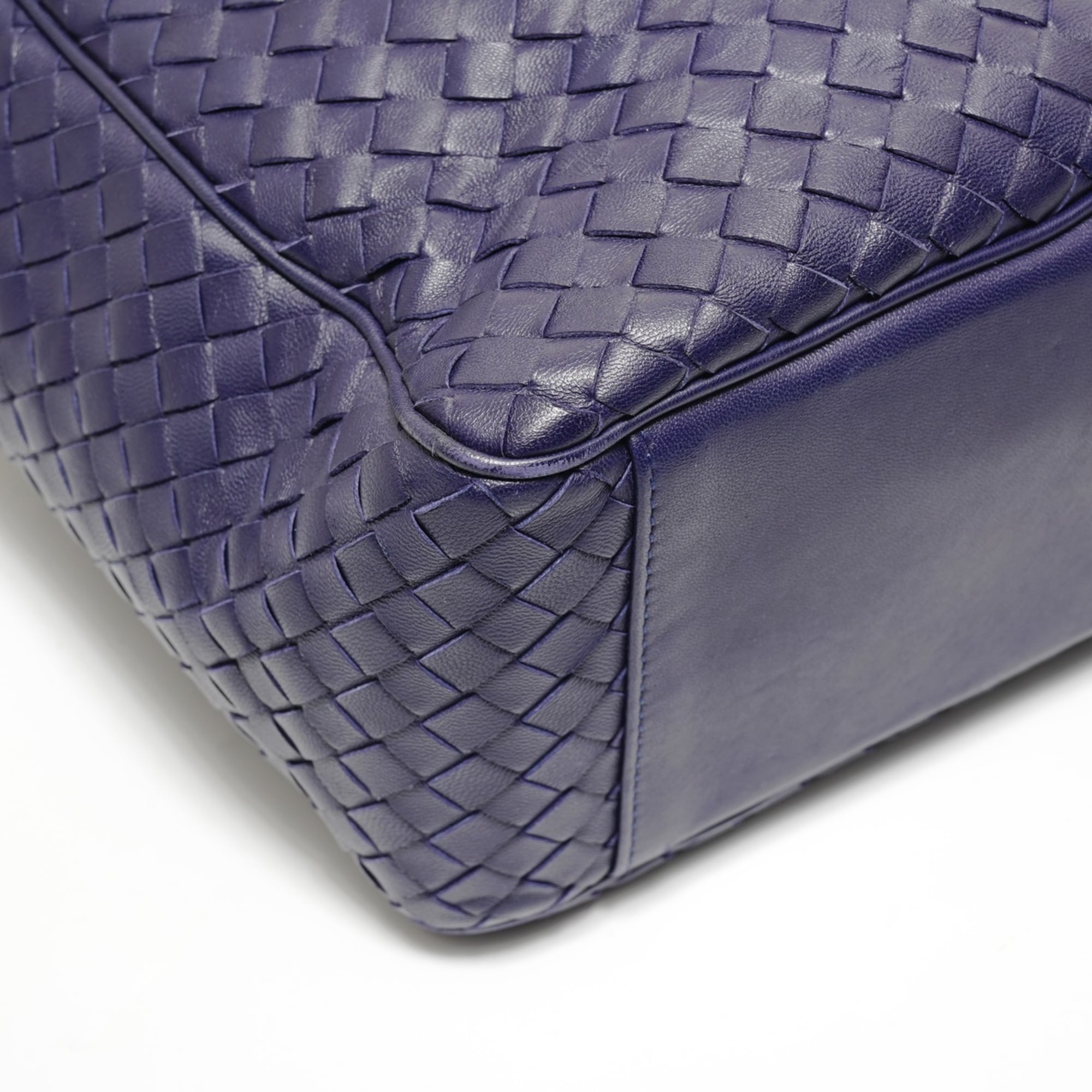 Bottega Veneta Intrecciato Purple Intrecciato Handbag (Pre-Owned)