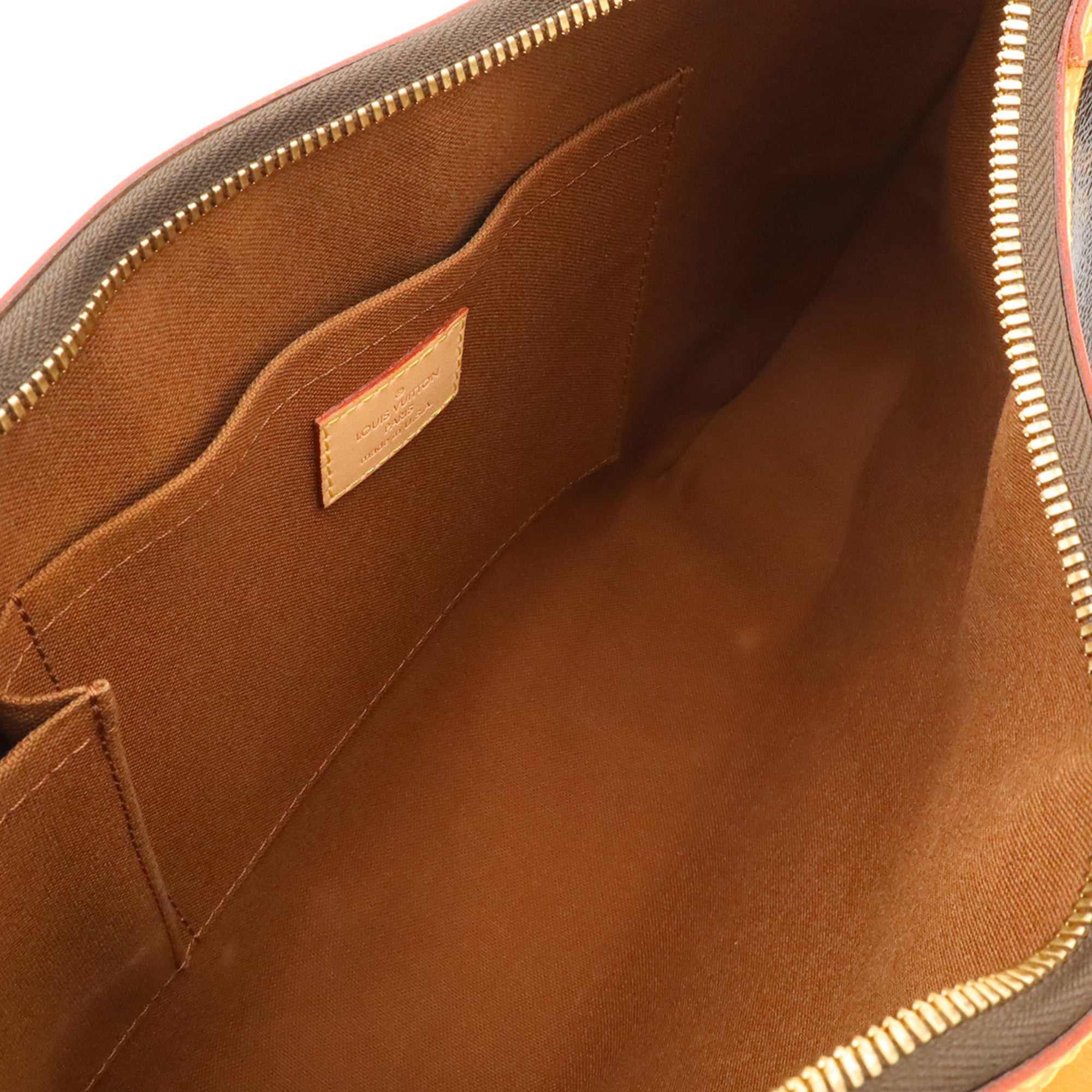 Louis Vuitton Brown Monogram Monogram Shoulder Bag (Pre-Owned)