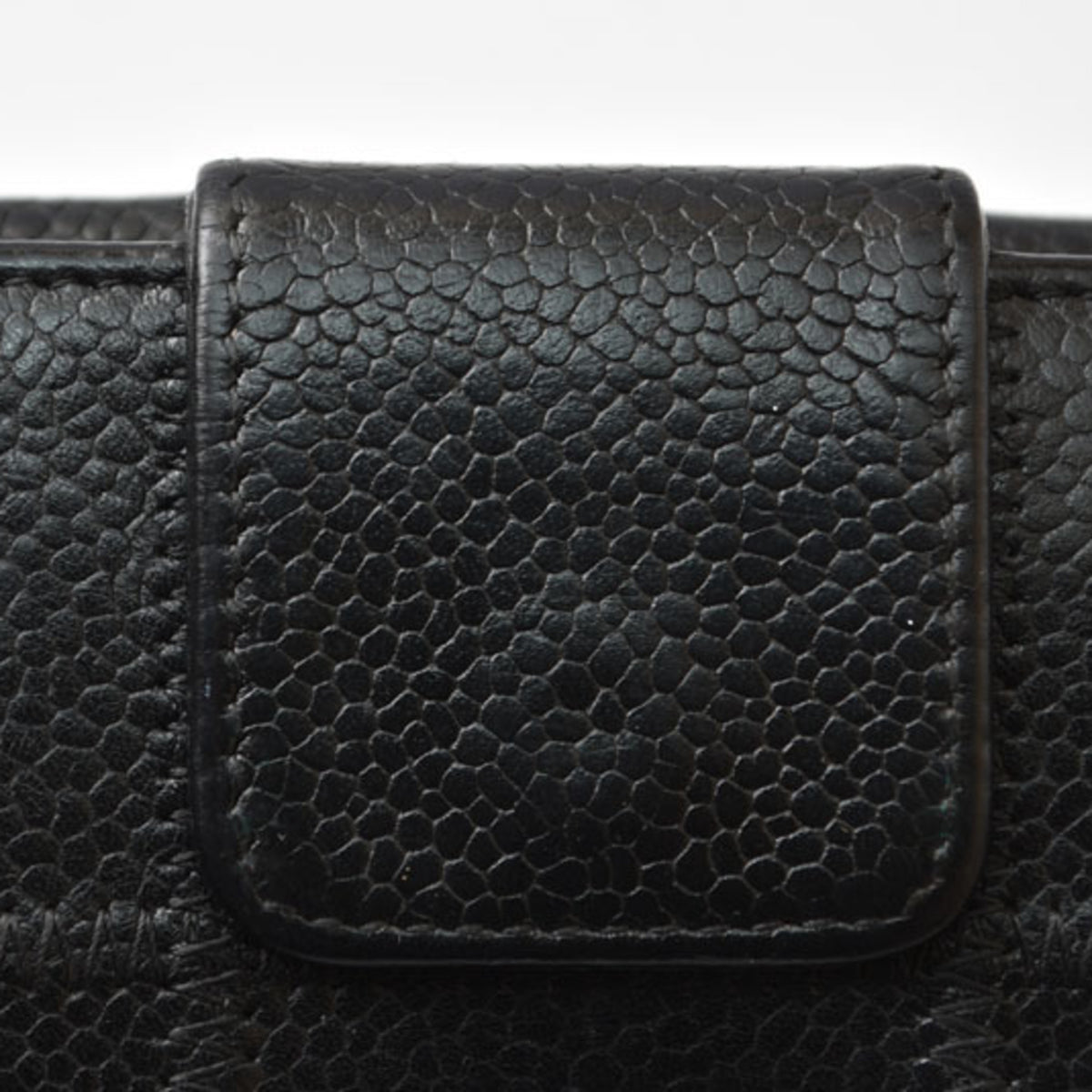 Chanel Black Leather Wallet (Bi-Fold) (Pre-Owned)