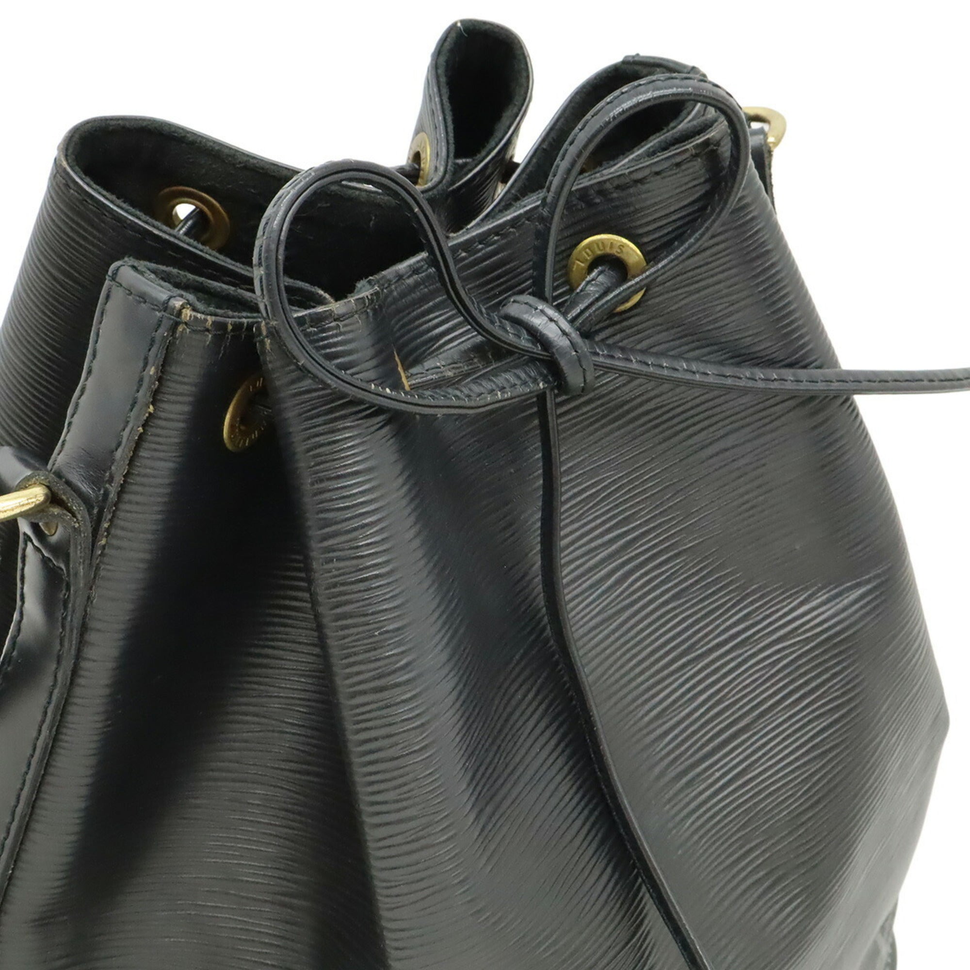 Louis Vuitton Black Noir Epi Leather Shoulder Bag (Pre-Owned)
