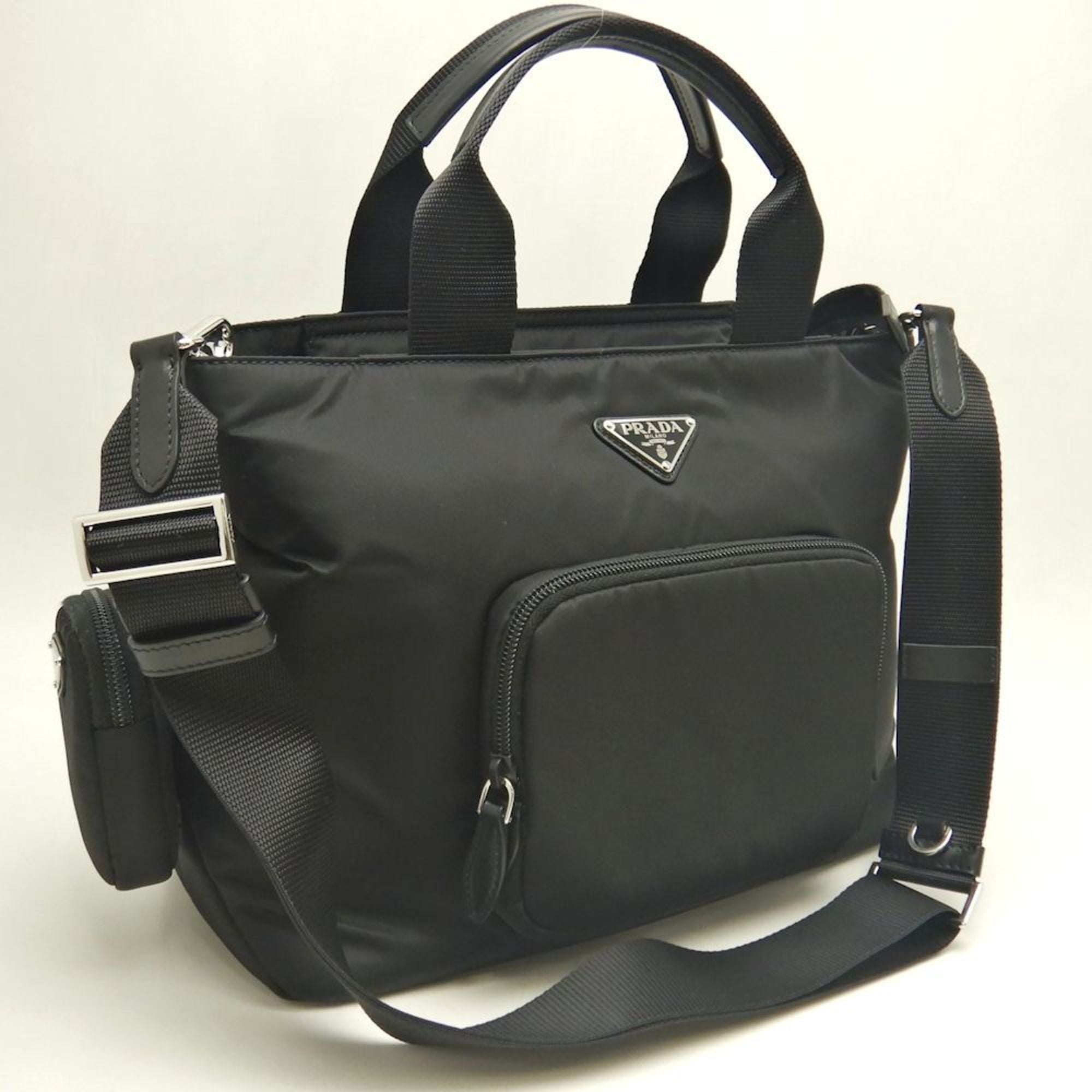 Prada Nero Nylon Pouch Tote Bag (Pre-Owned)