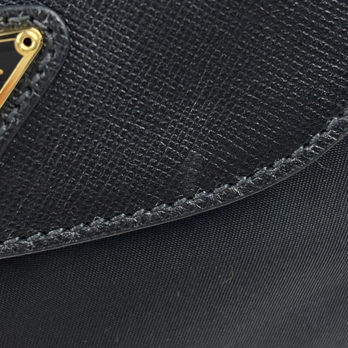 Prada Black Nylon Leather Shoulder Bag (Pre-Owned)