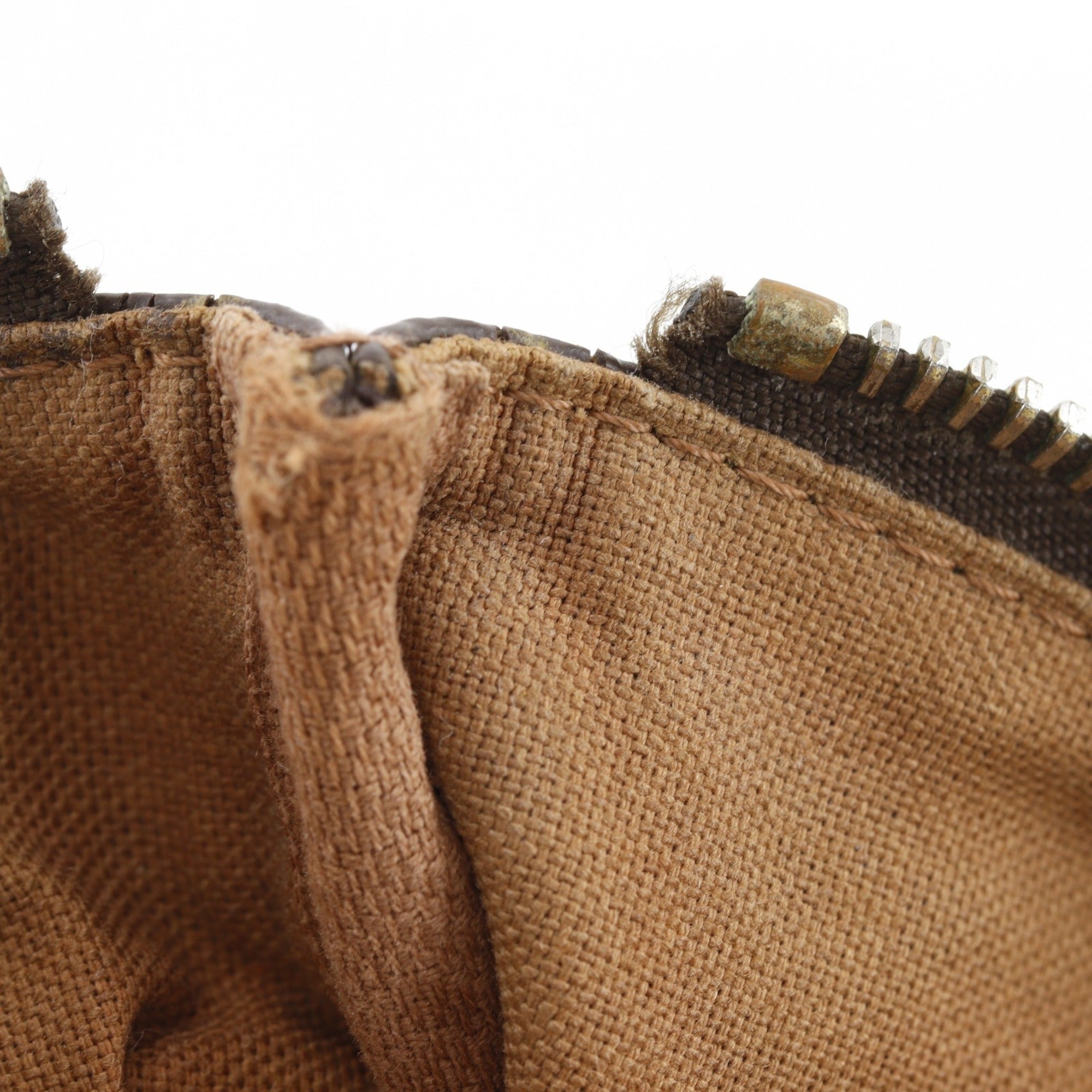 Louis Vuitton Brown Monogram Monogram Pochette Shoulder Bag (Pre-Owned)