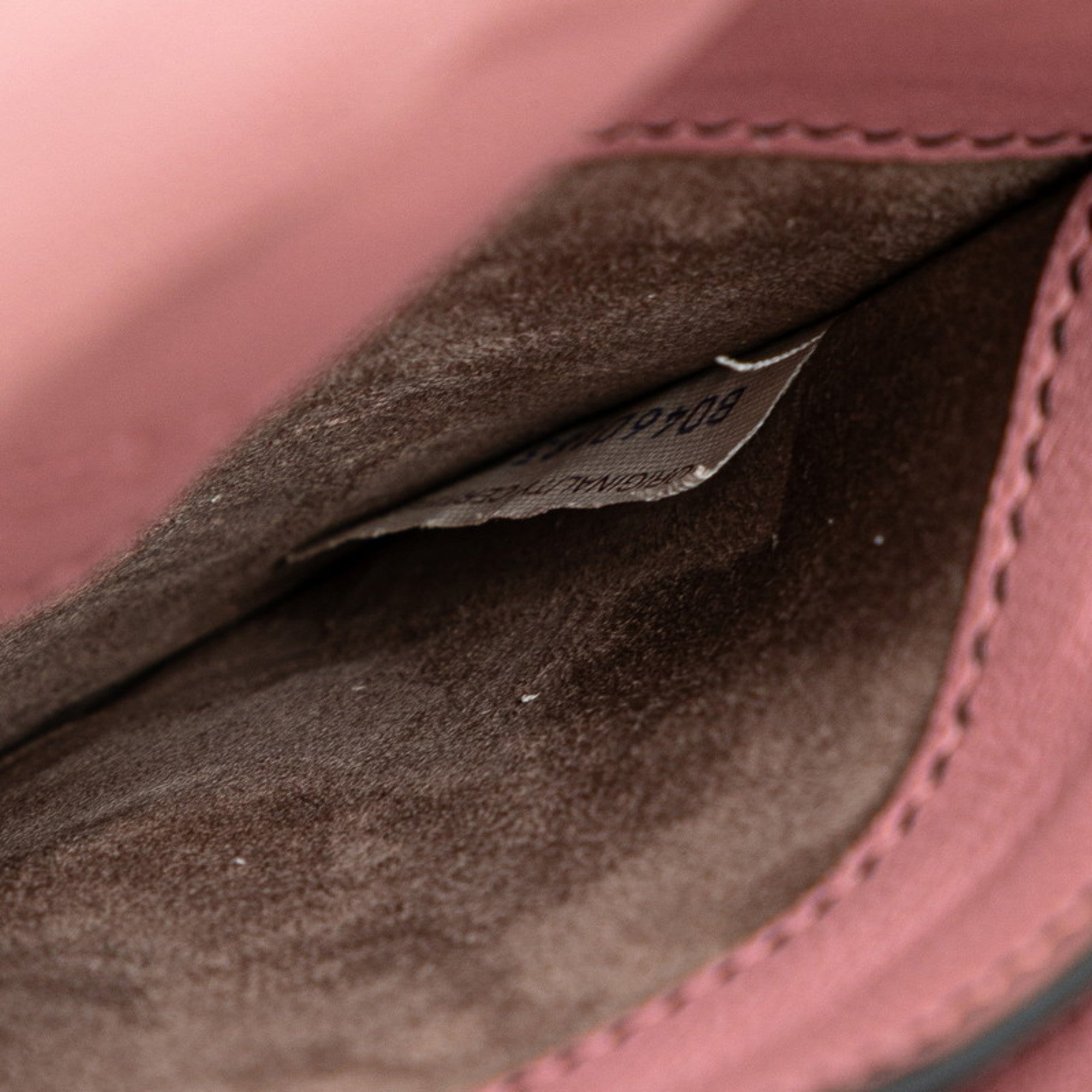 Bottega Veneta Intrecciato Pink Leather Shoulder Bag (Pre-Owned)