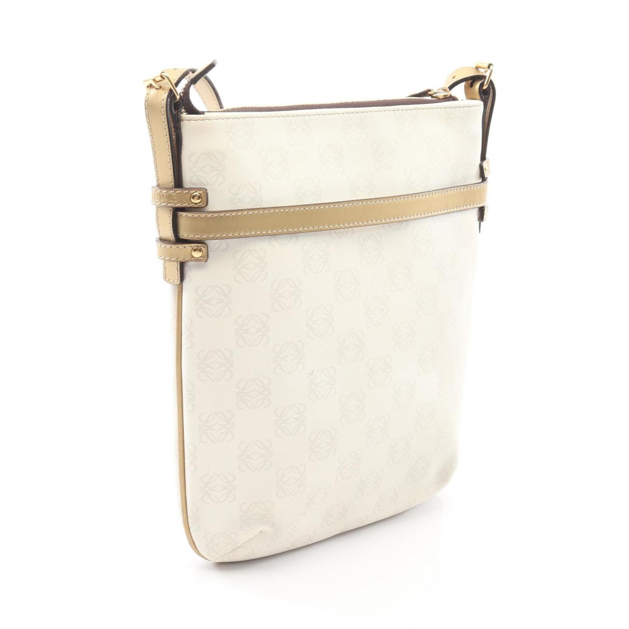 Loewe Gold White Coated Canvas Leather Handbag Shoulder Bag (Pre-Owned)