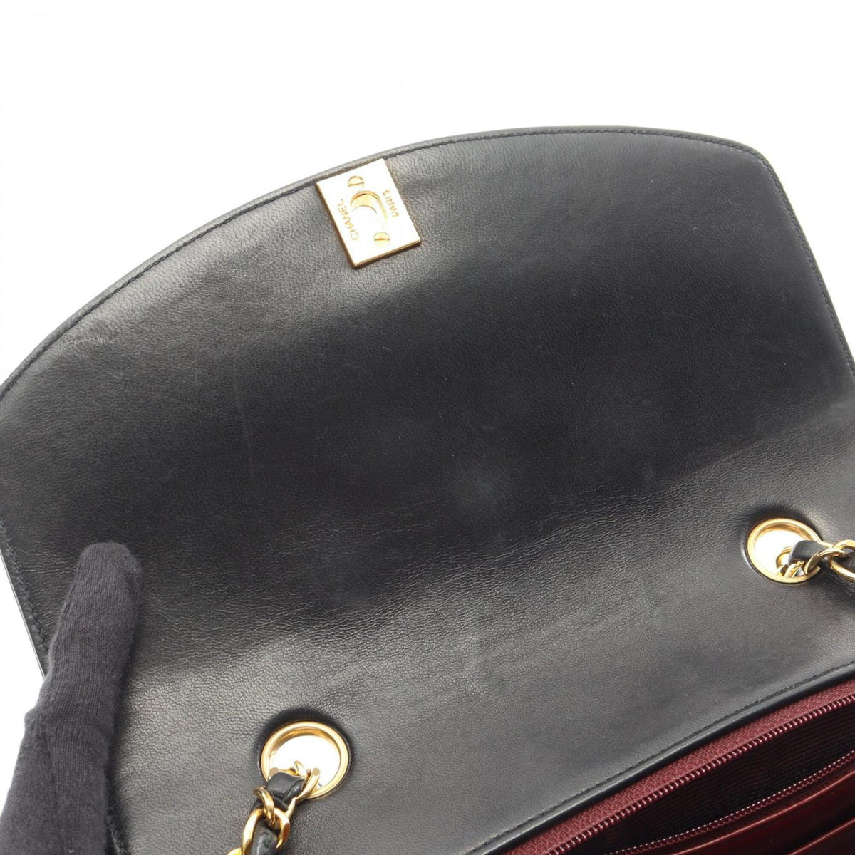 Chanel Matelasse Black Leather Handbag Shoulder Bag (Pre-Owned)