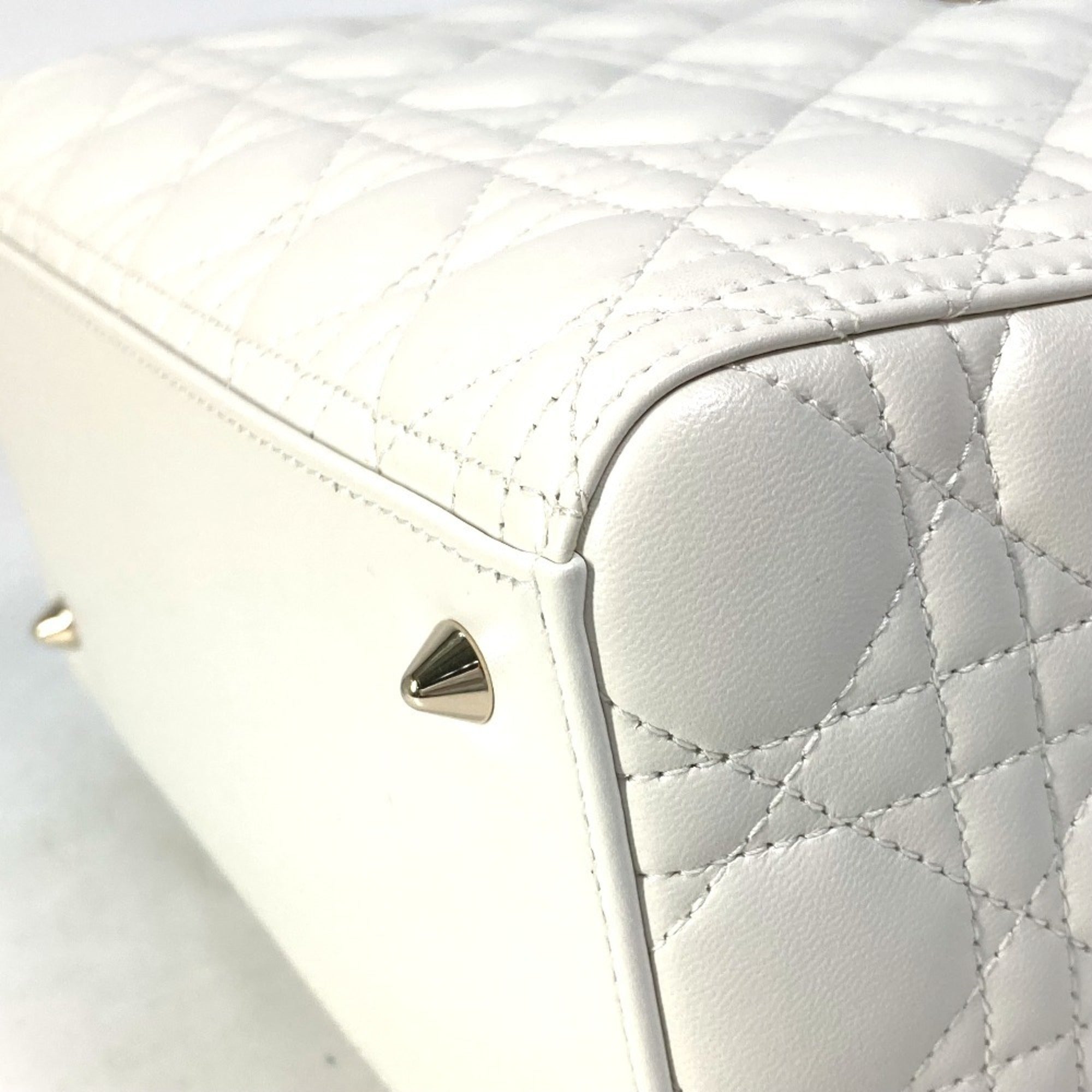 Christian Dior White Leather Handbag Shoulder Bag (Pre-Owned)
