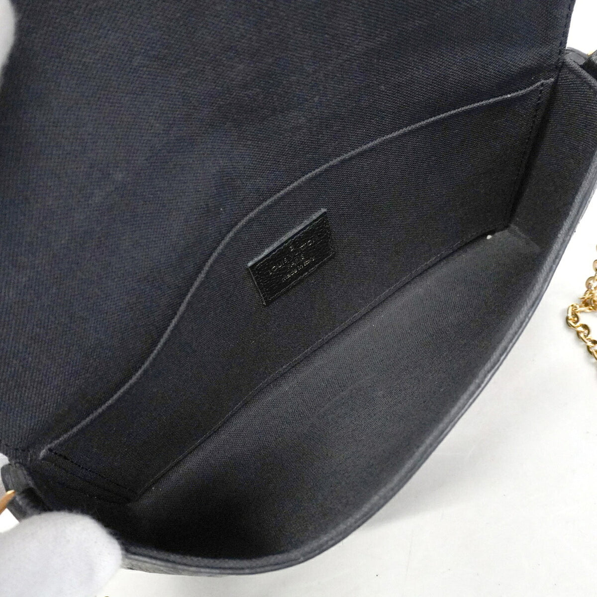 Louis Vuitton Noir Chain/Shoulder Wallet (Pre-Owned)