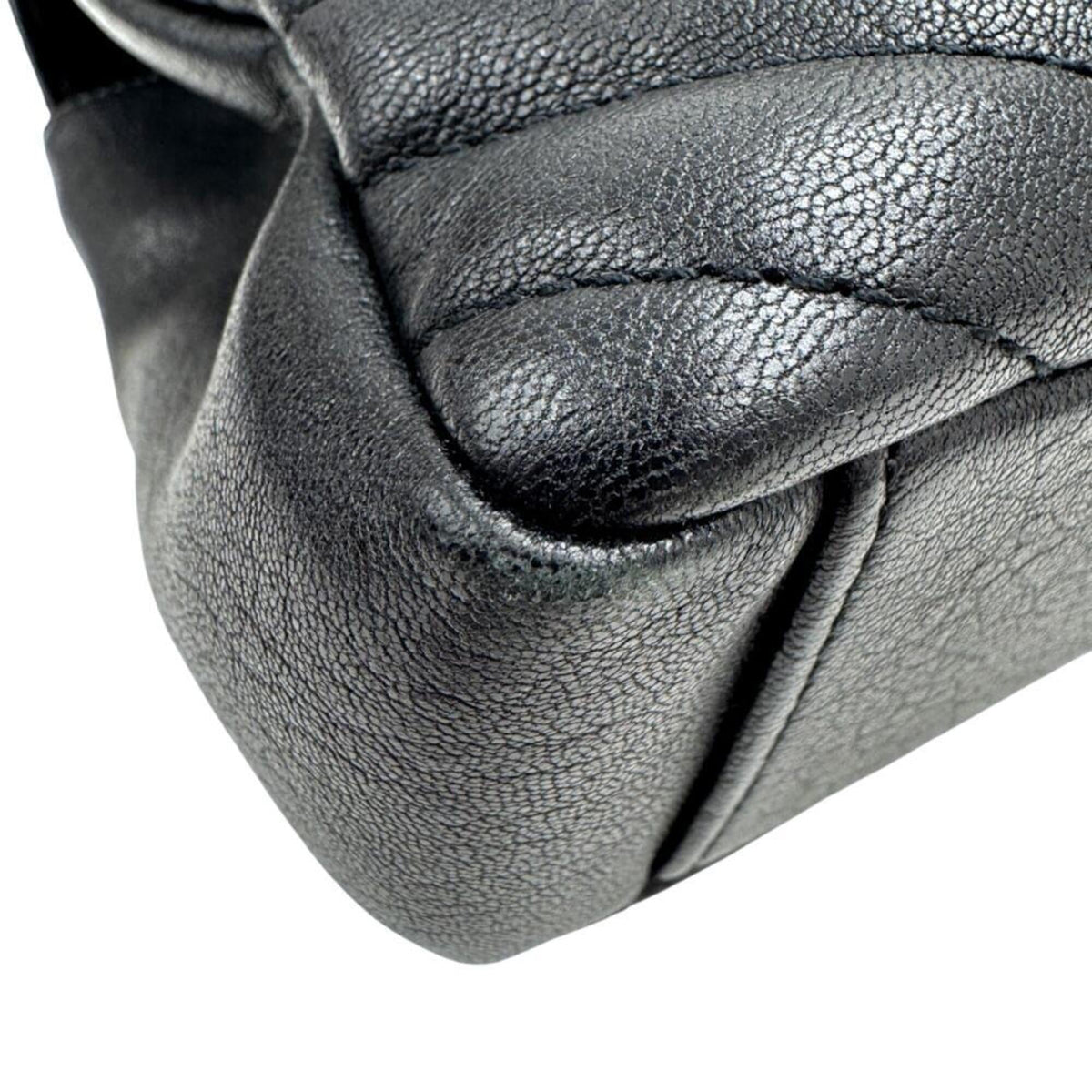Saint Laurent Black Leather Shoulder Bag (Pre-Owned)
