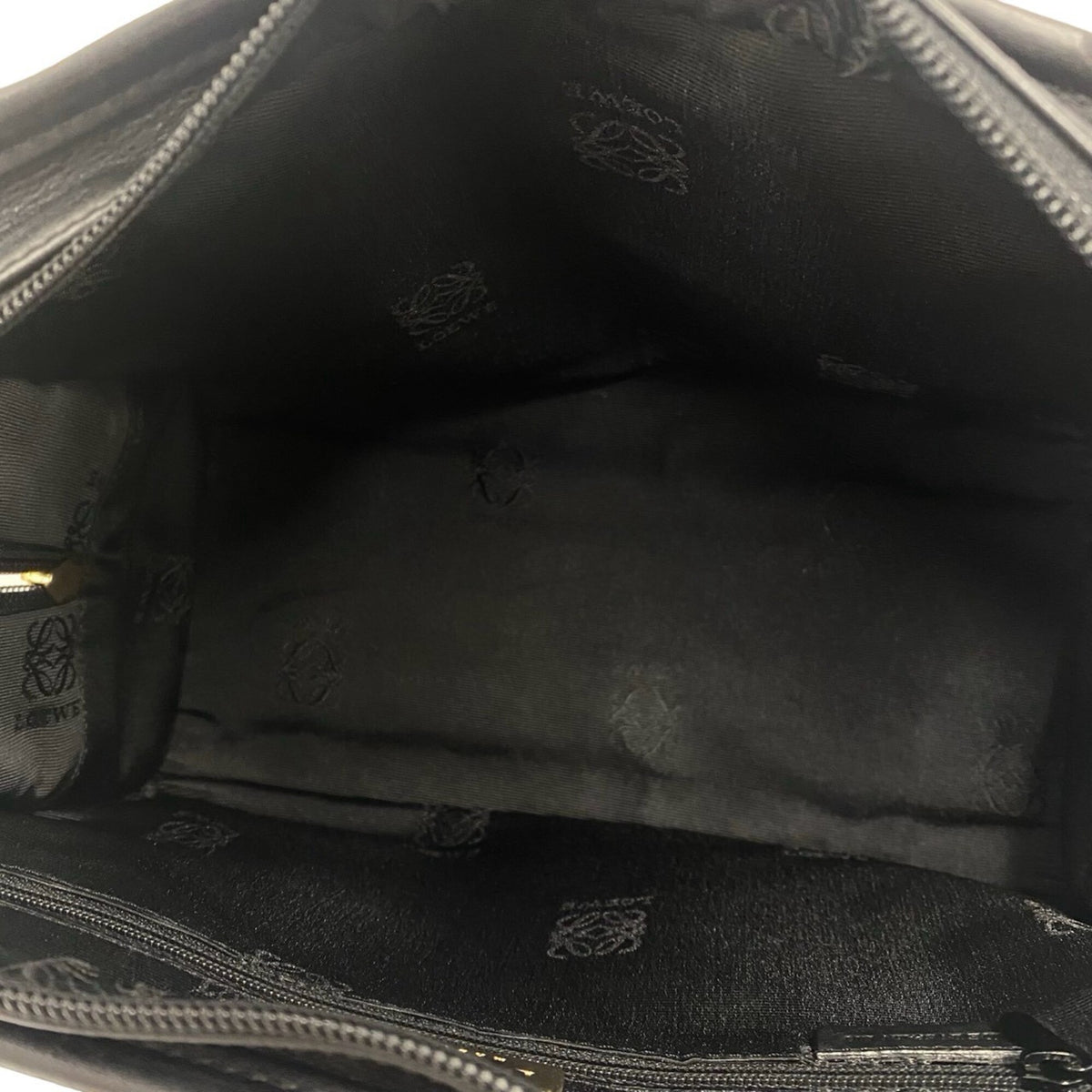 Loewe Black Leather Boston Bag Handbag Tote Bag (Pre-Owned)
