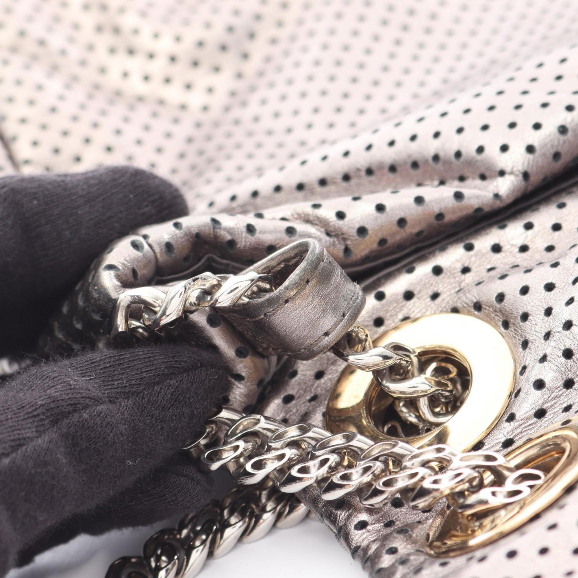 Chanel Silver Leather Shoulder Bag (Pre-Owned)