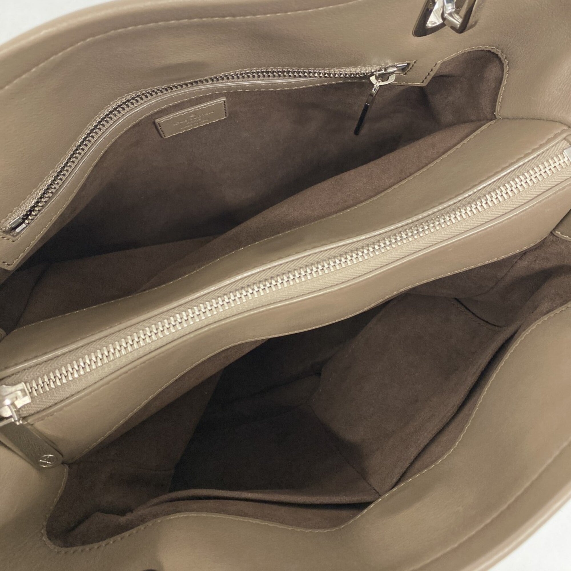 Louis Vuitton Fumée Tote Bag (Pre-Owned)