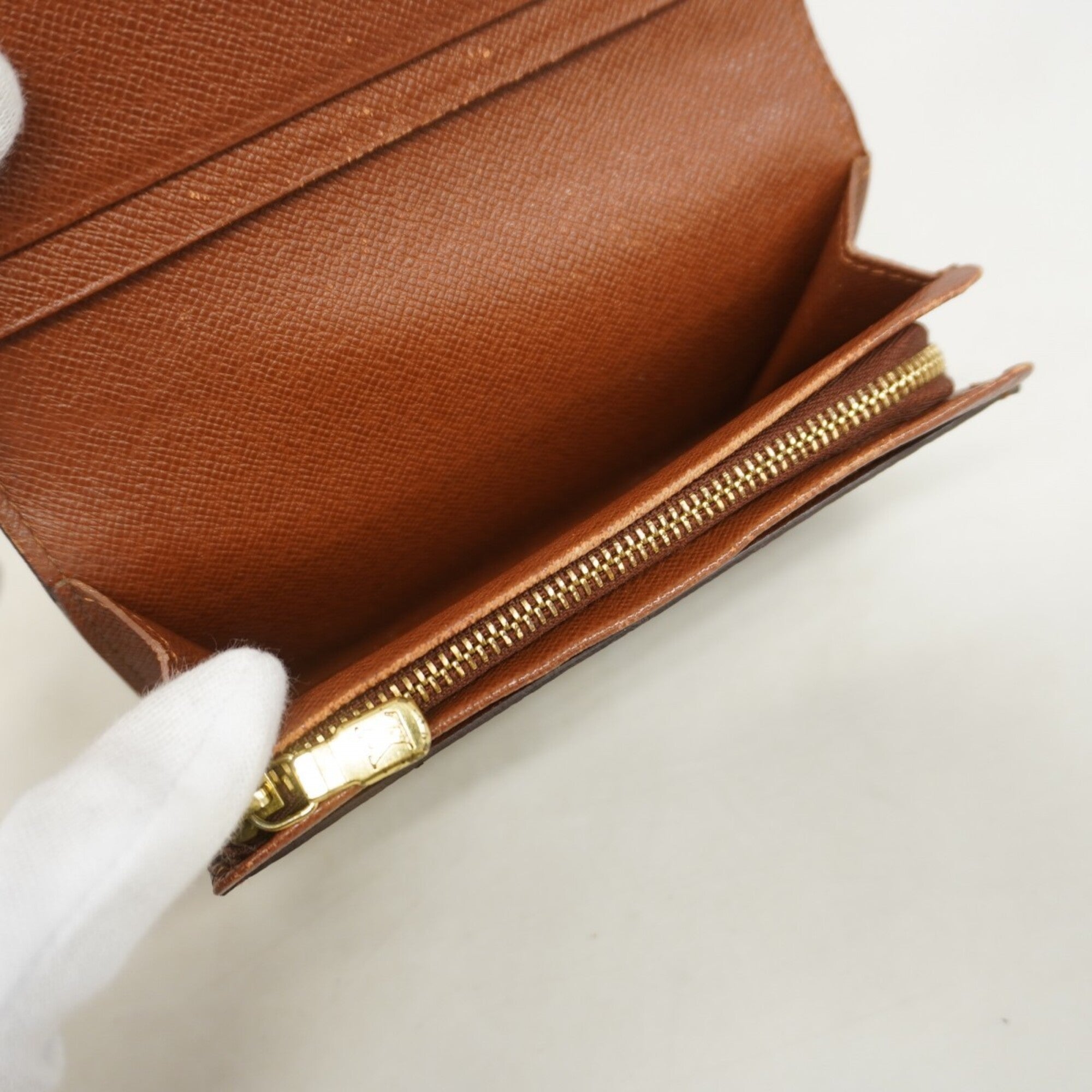 Louis Vuitton Brown Wallet (Bi-Fold) (Pre-Owned)