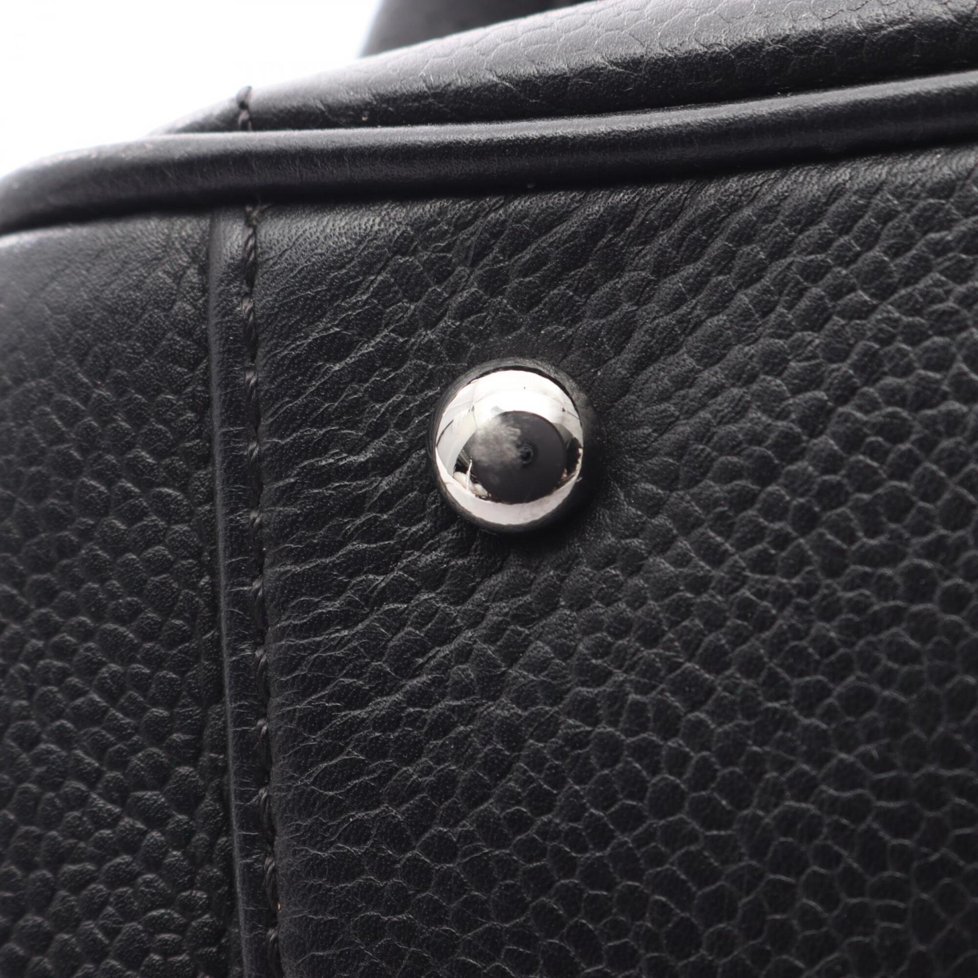 Chanel Black Grained Calfskin Handbag (Pre-Owned)