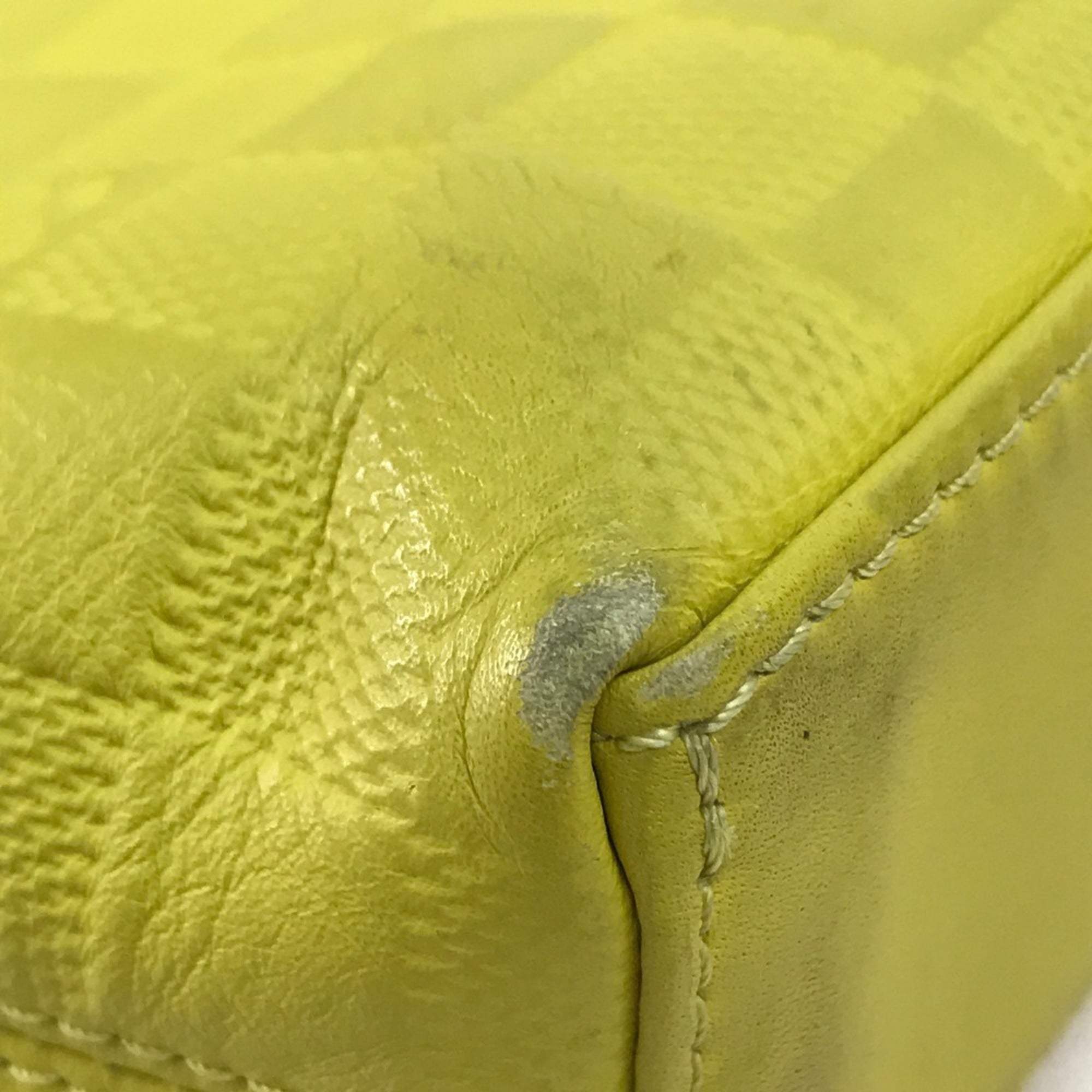 Louis Vuitton Damier Infini Vert Yellow Damier Infini Handbag Shoulder Bag (Pre-Owned)
