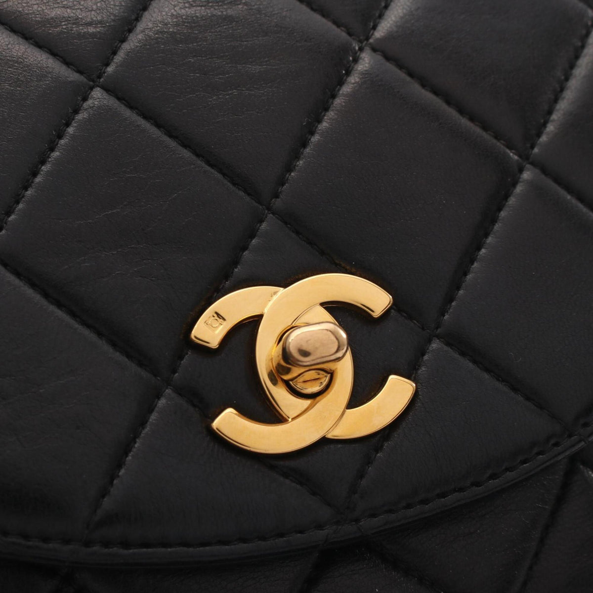 Chanel Black Leather Backpack Handbag (Pre-Owned)