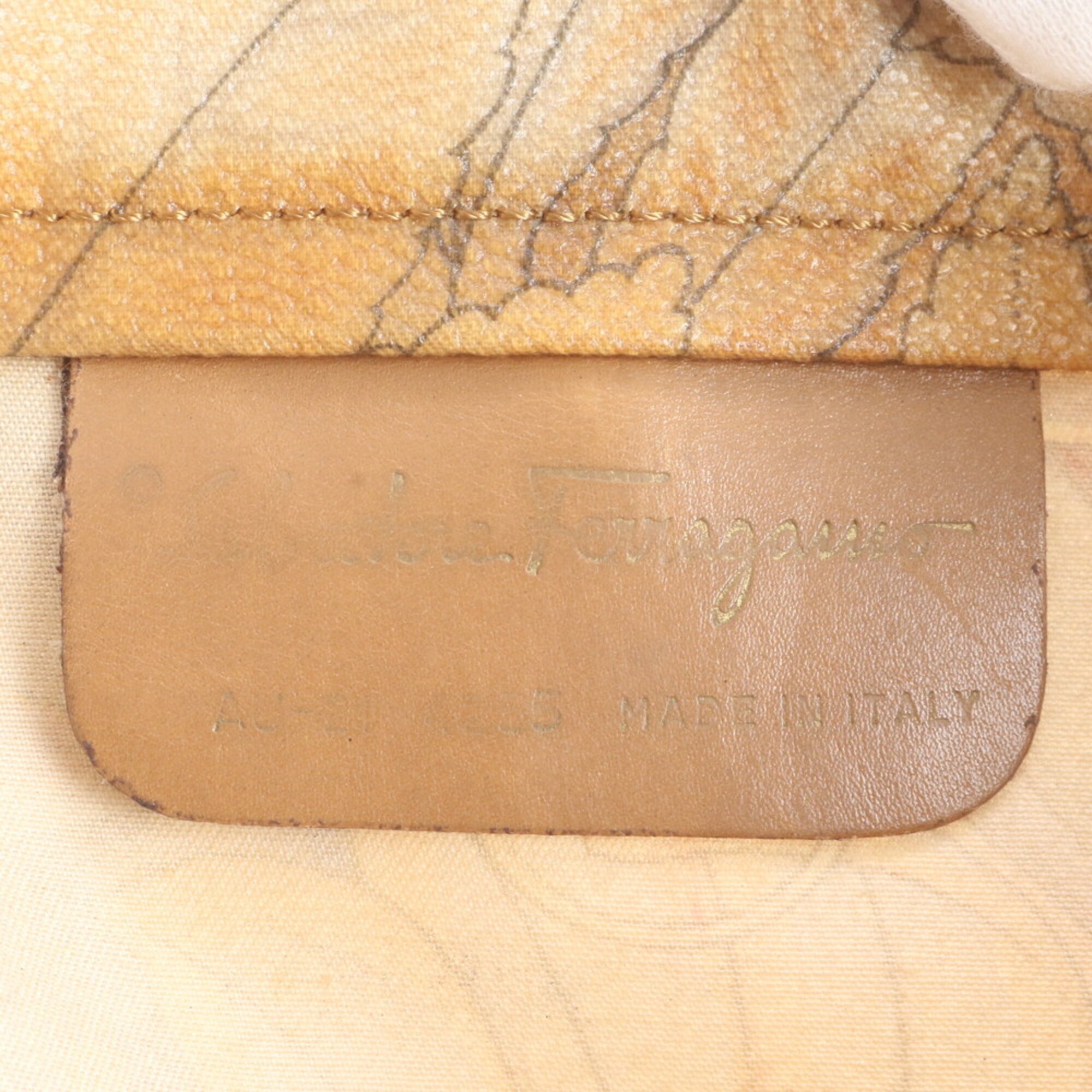 Salvatore Ferragamo Beige Leather Coated Canvas Handbag Shoulder Bag Tote Bag (Pre-Owned)