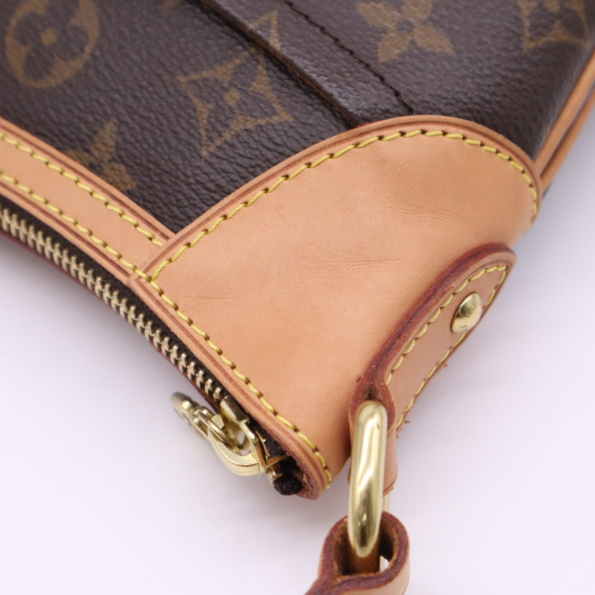 Louis Vuitton Beige Brown Coated Canvas Leather Shoulder Bag (Pre-Owned)