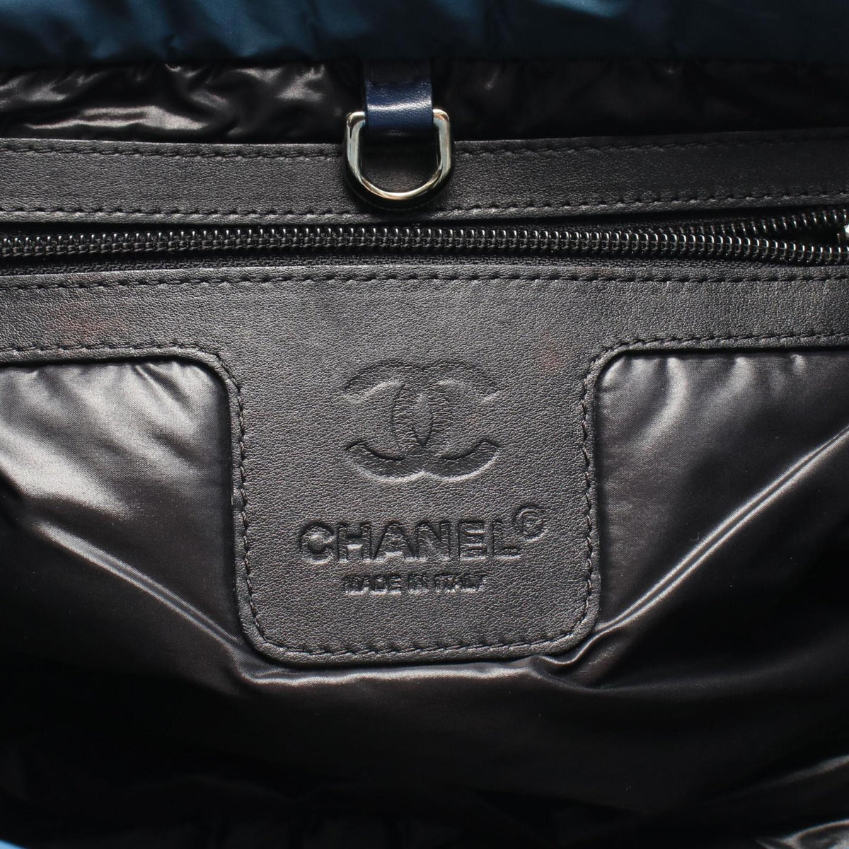 Chanel Green Navy Nylon Leather Handbag Tote Bag (Pre-Owned)