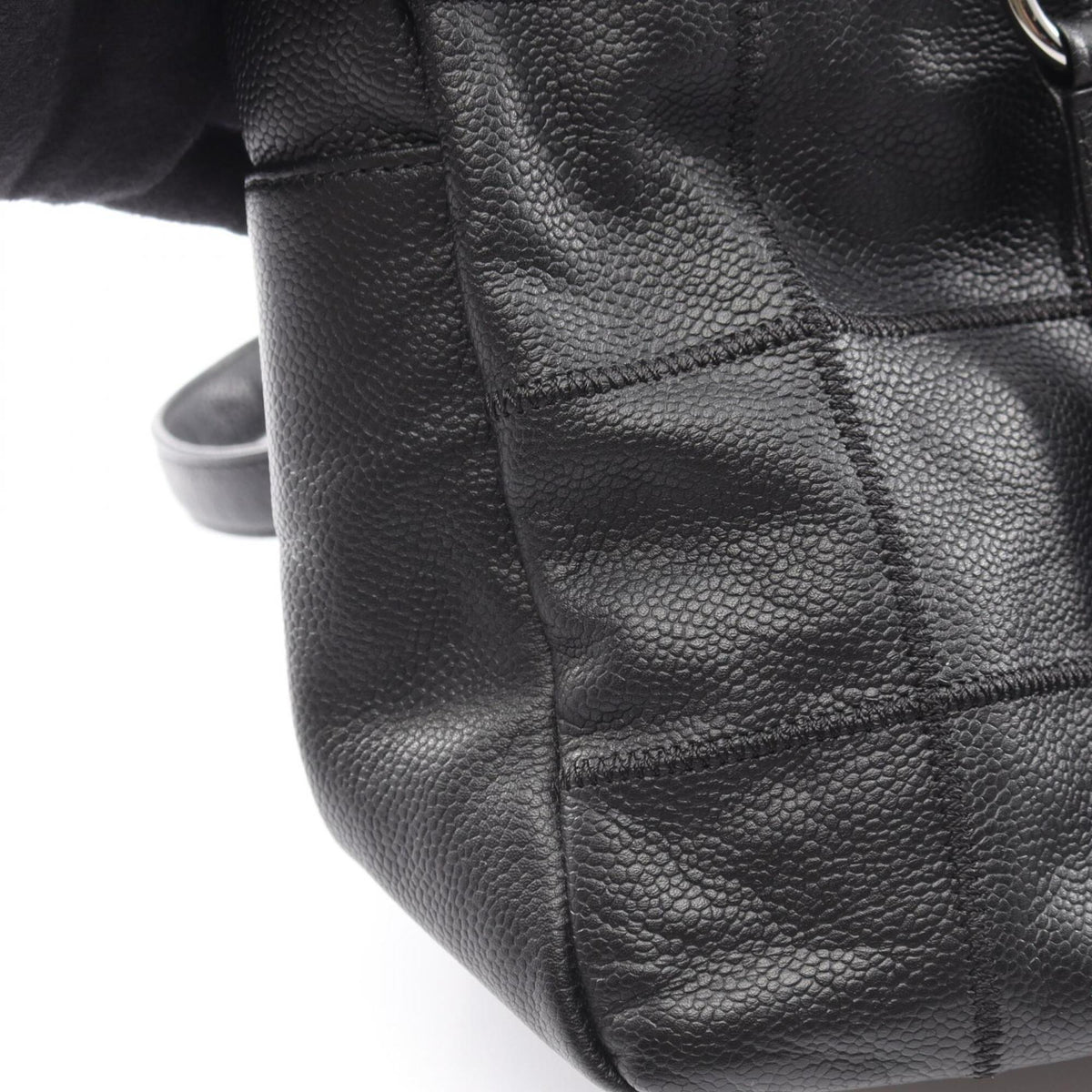 Chanel Black Grained Calfskin Handbag Shoulder Bag (Pre-Owned)
