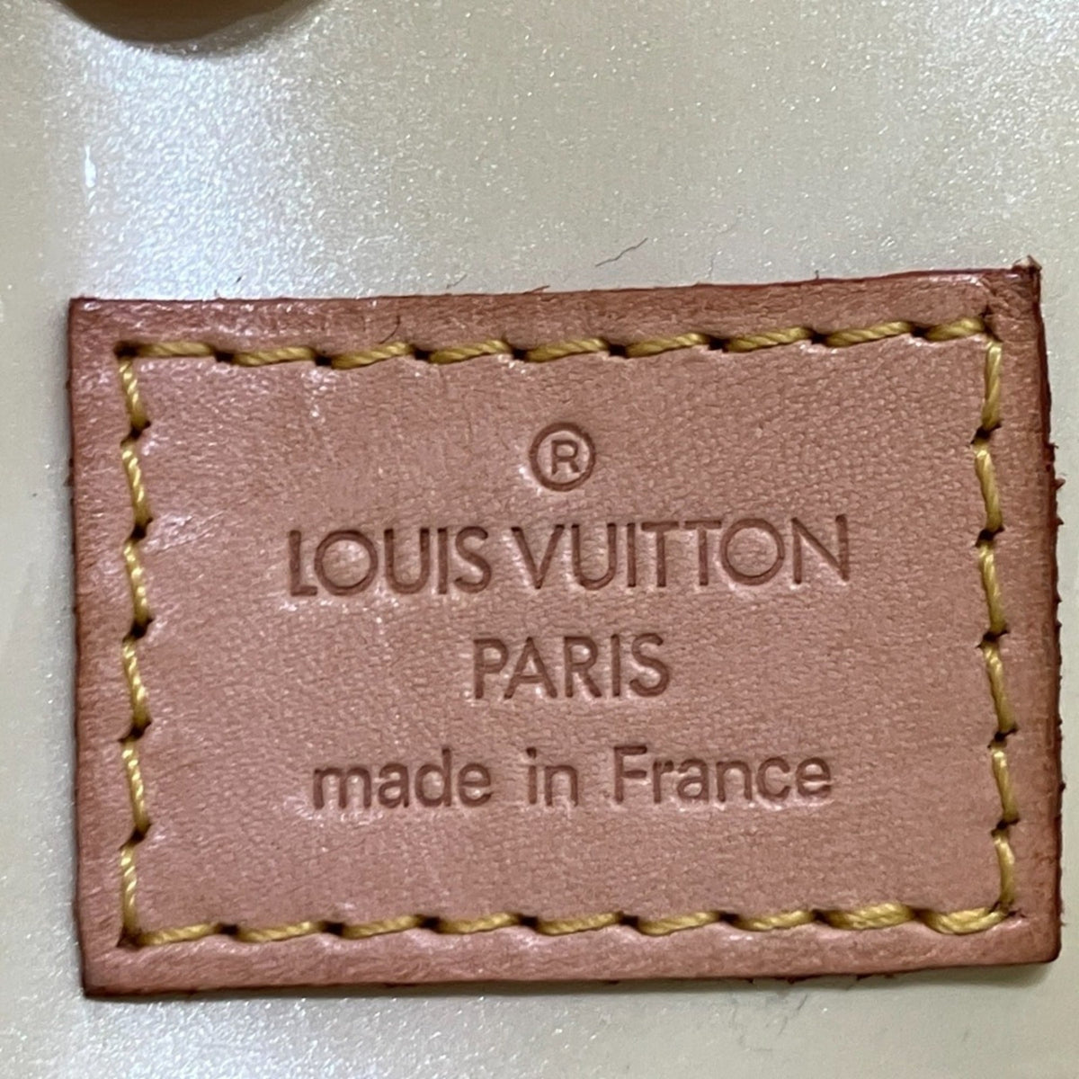 Louis Vuitton Pearl Patent Leather Handbag (Pre-Owned)