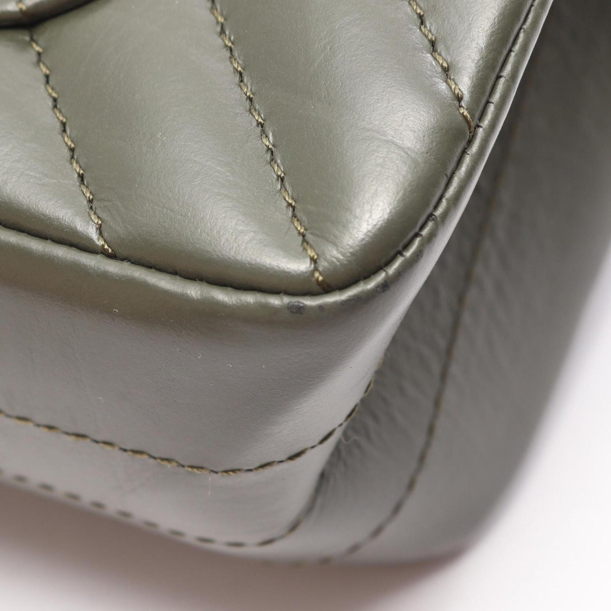 Chanel Khaki Leather Handbag Shoulder Bag (Pre-Owned)