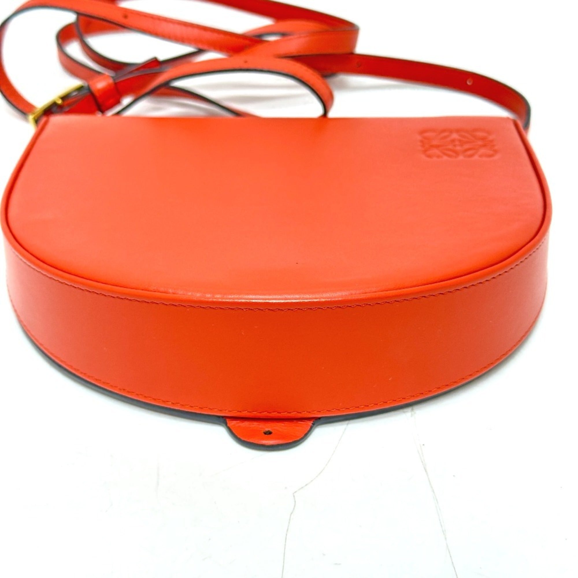 Loewe Orange Leather Shoulder Bag (Pre-Owned)