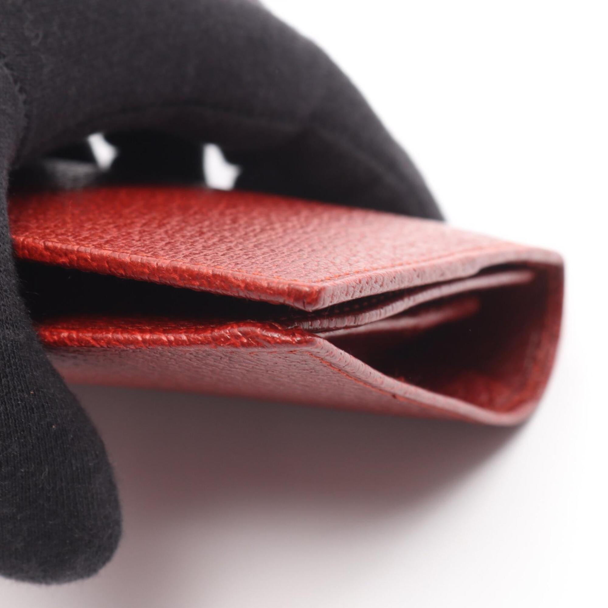 Gucci Red Color Leather Long Wallet (Bi-Fold) (Pre-Owned)