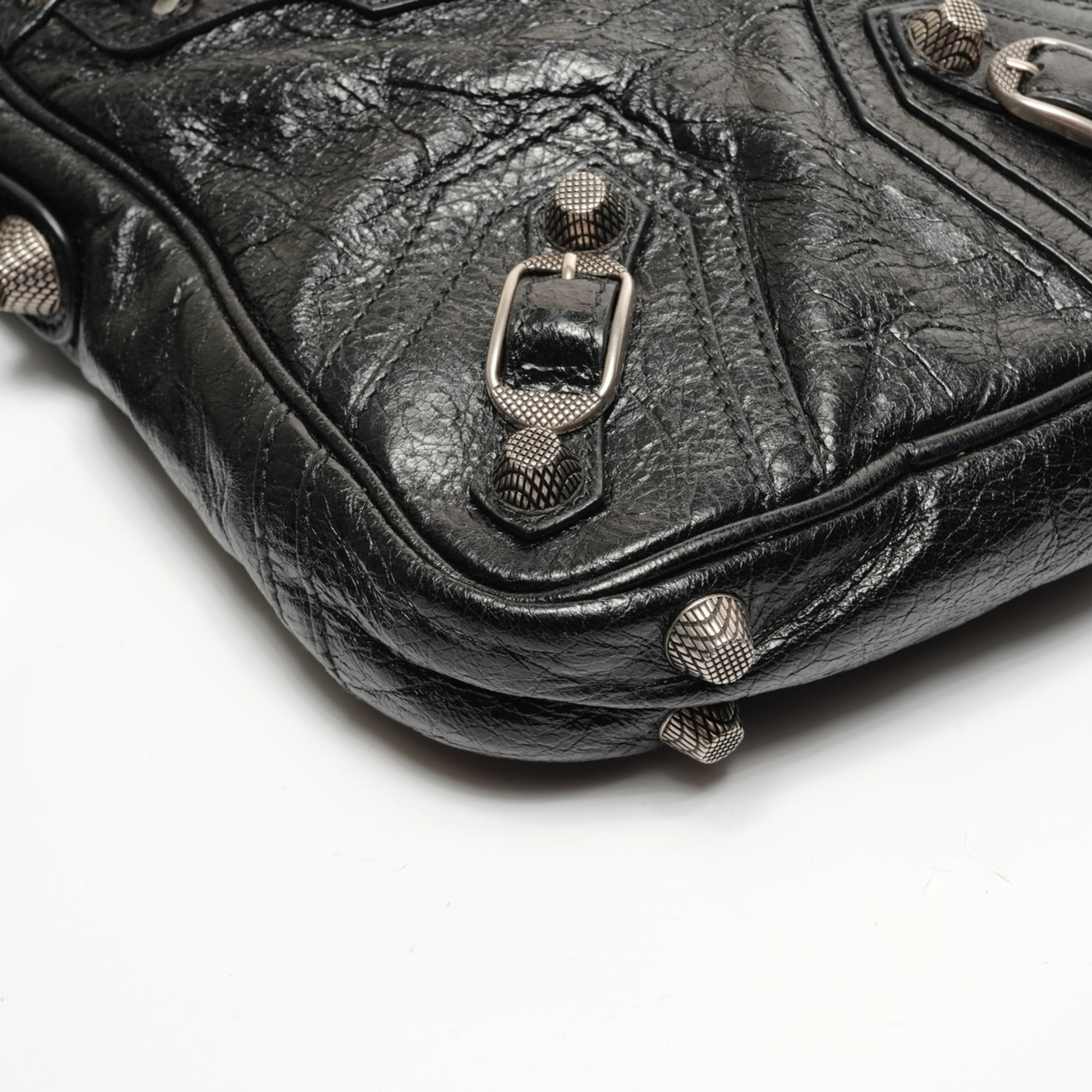 Balenciaga Black Leather Shoulder Bag (Pre-Owned)