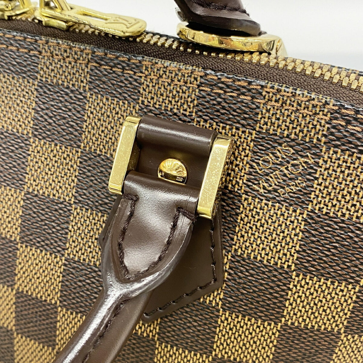 Louis Vuitton Ebene Handbag (Pre-Owned)
