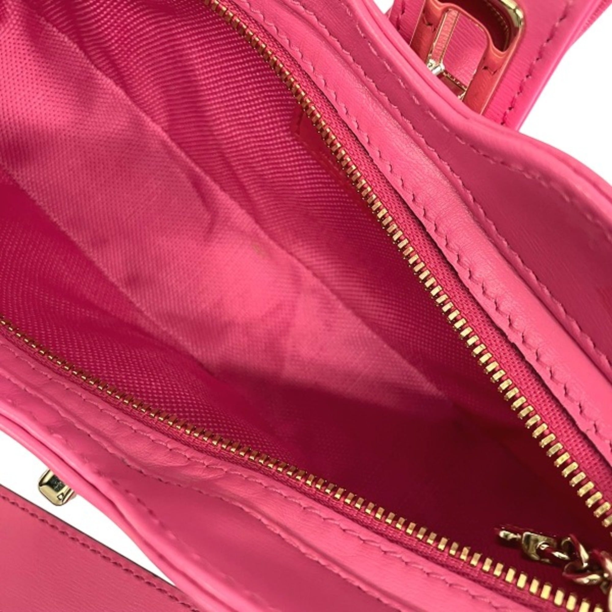 Gucci Pink Gg Canvas Leather Shoulder Bag (Pre-Owned)