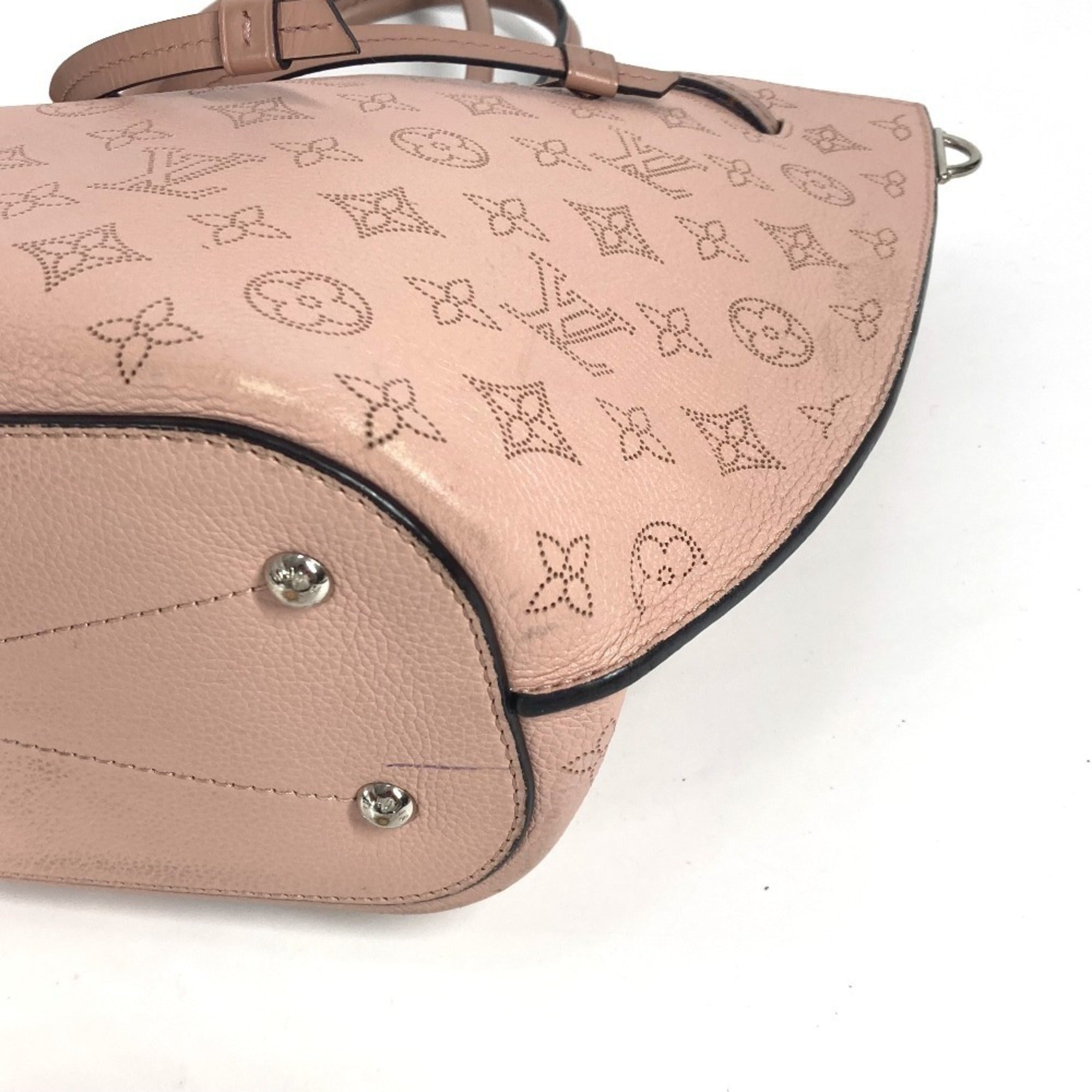 Louis Vuitton Magnolia Pink Mahina Leather Handbag Shoulder Bag (Pre-Owned)