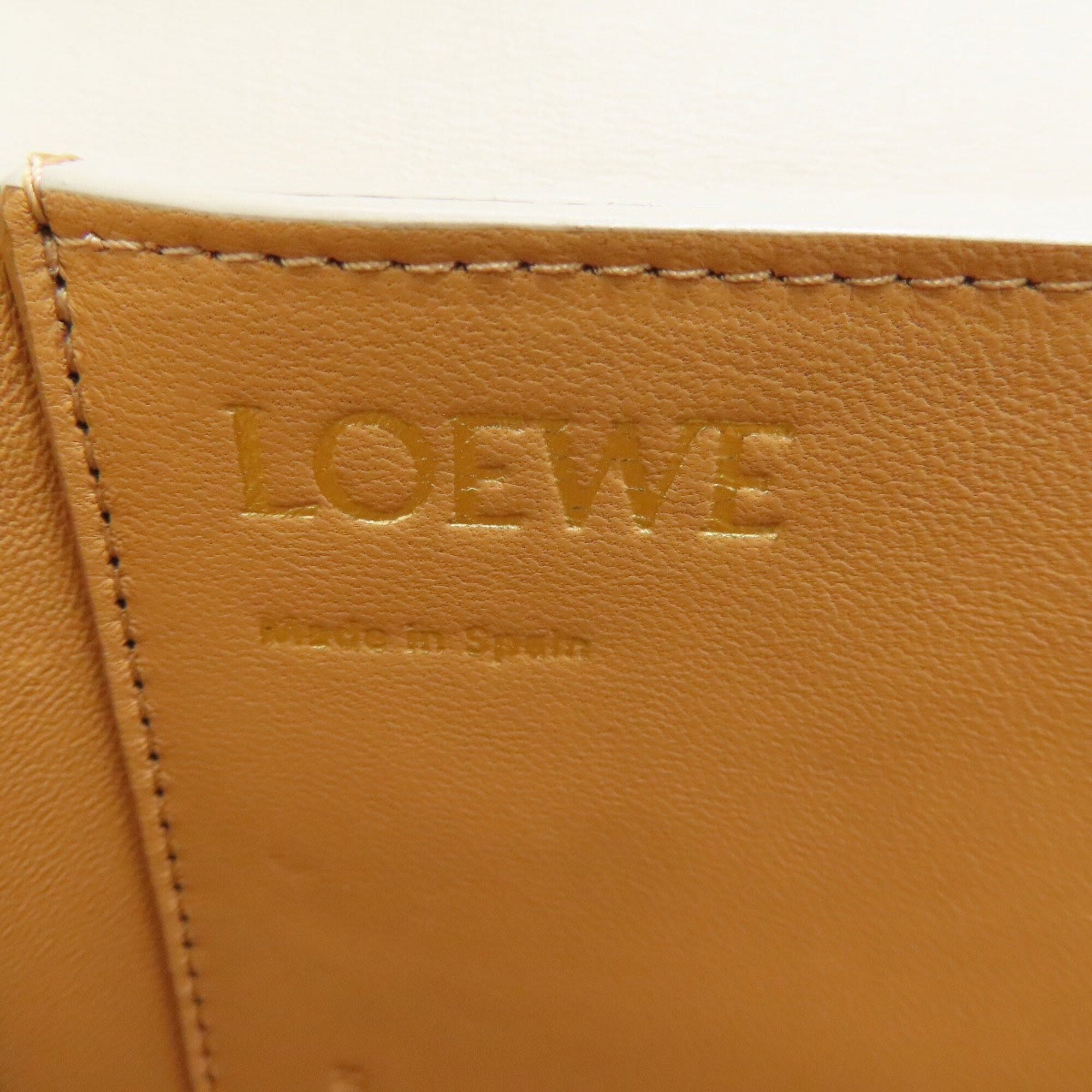 Loewe Leather Shoulder Bag (Pre-Owned)