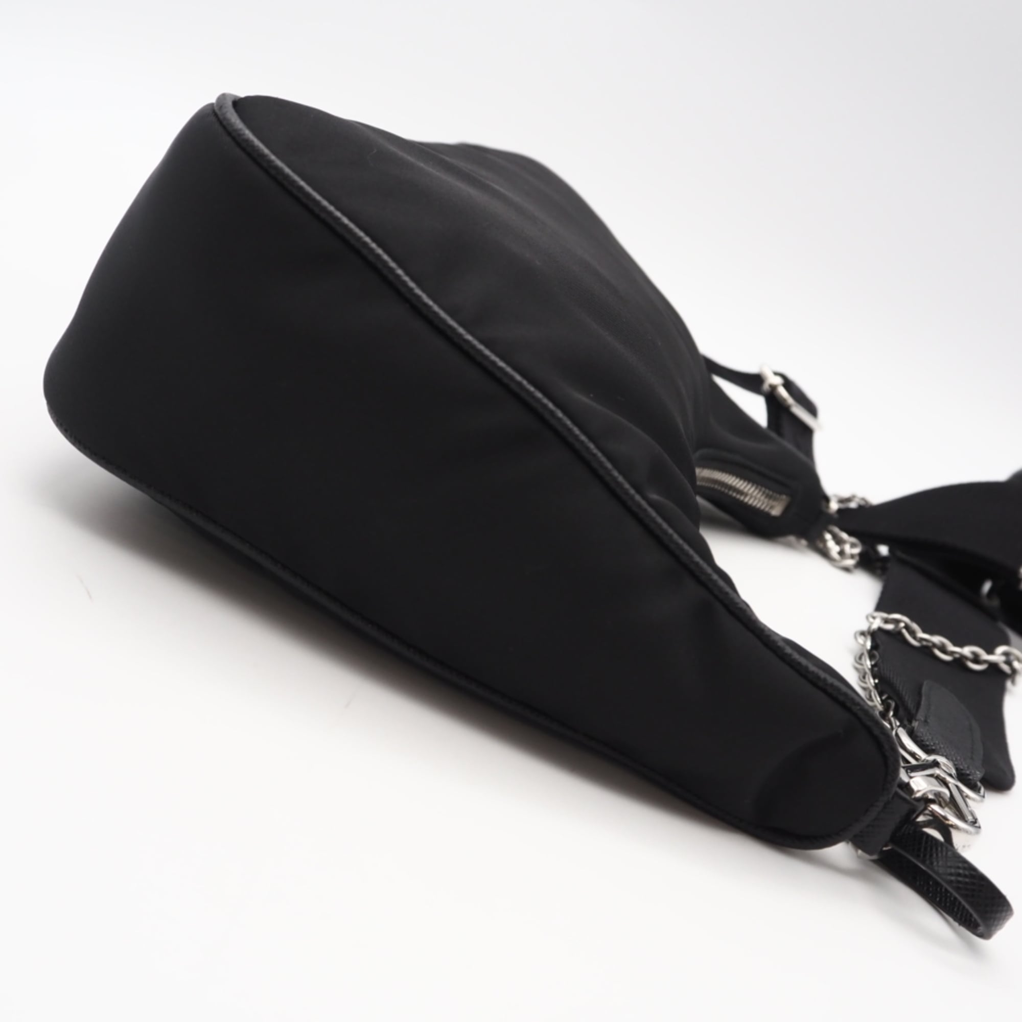 Prada Black Nylon Leather Shoulder Bag (Pre-Owned)